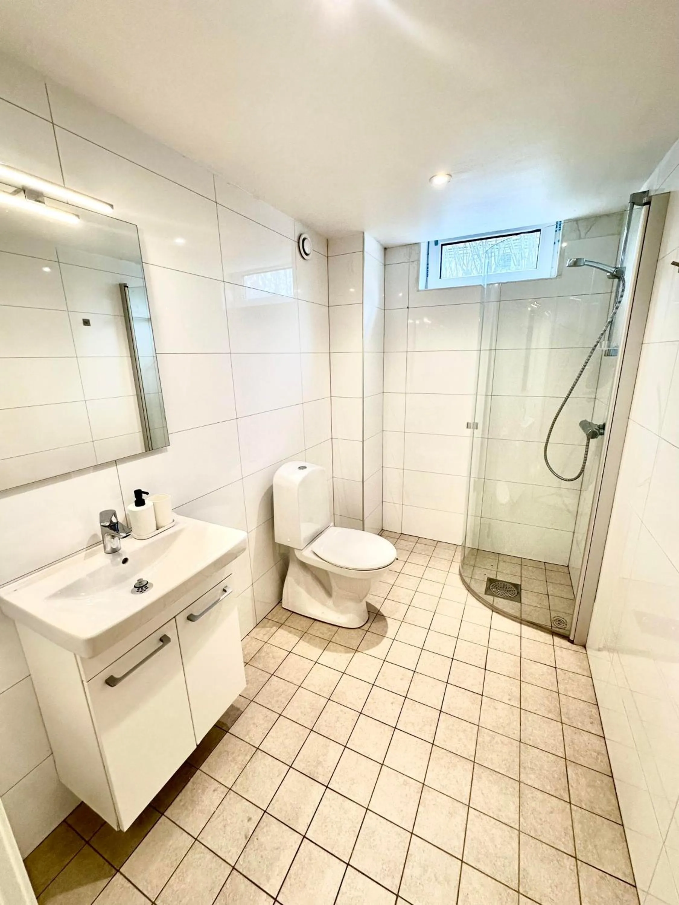 Shower in Edsviken Hotell AB