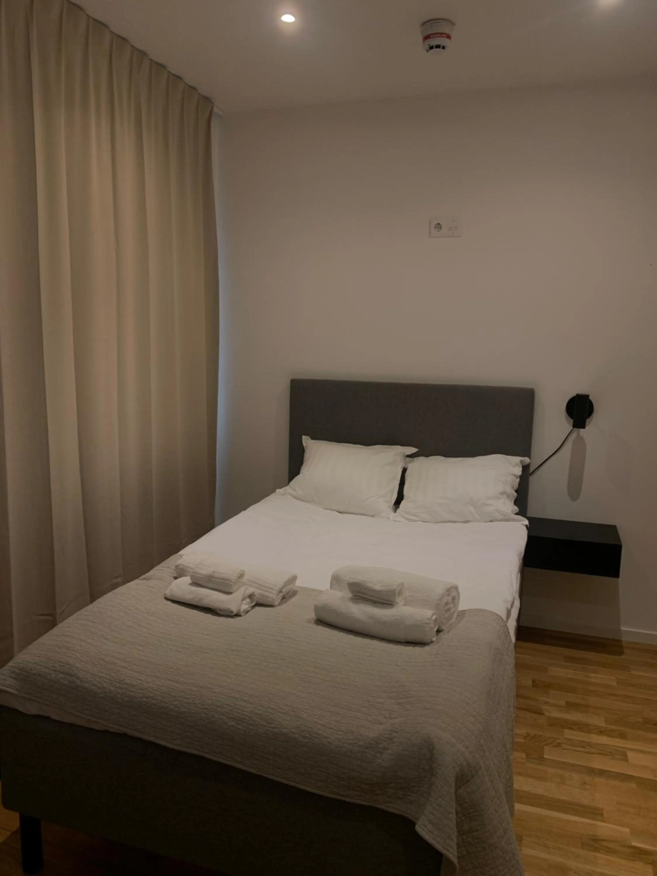 Bed in Edsviken Hotell AB