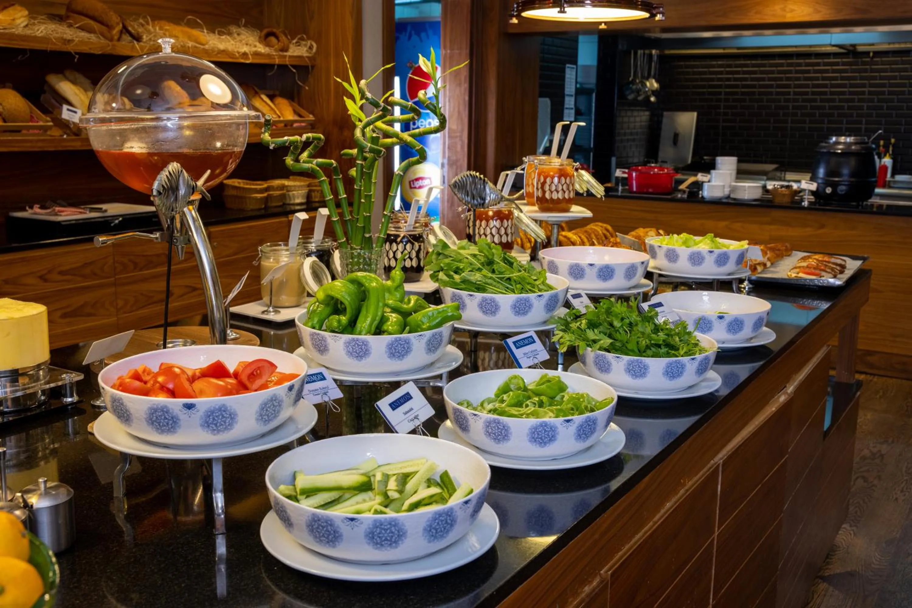 Restaurant/places to eat in Anemon Kent Ankara Otel