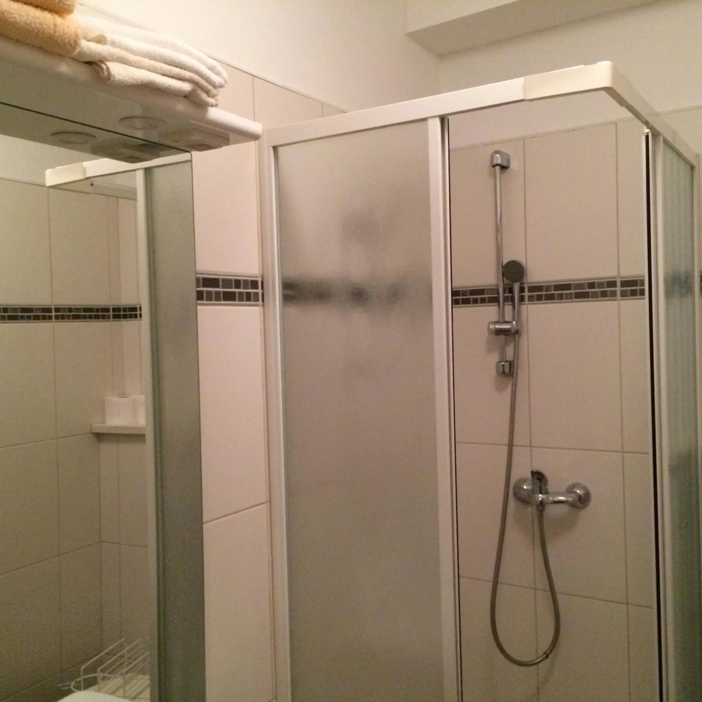 Shower in Bed&Breakfast Kvarner