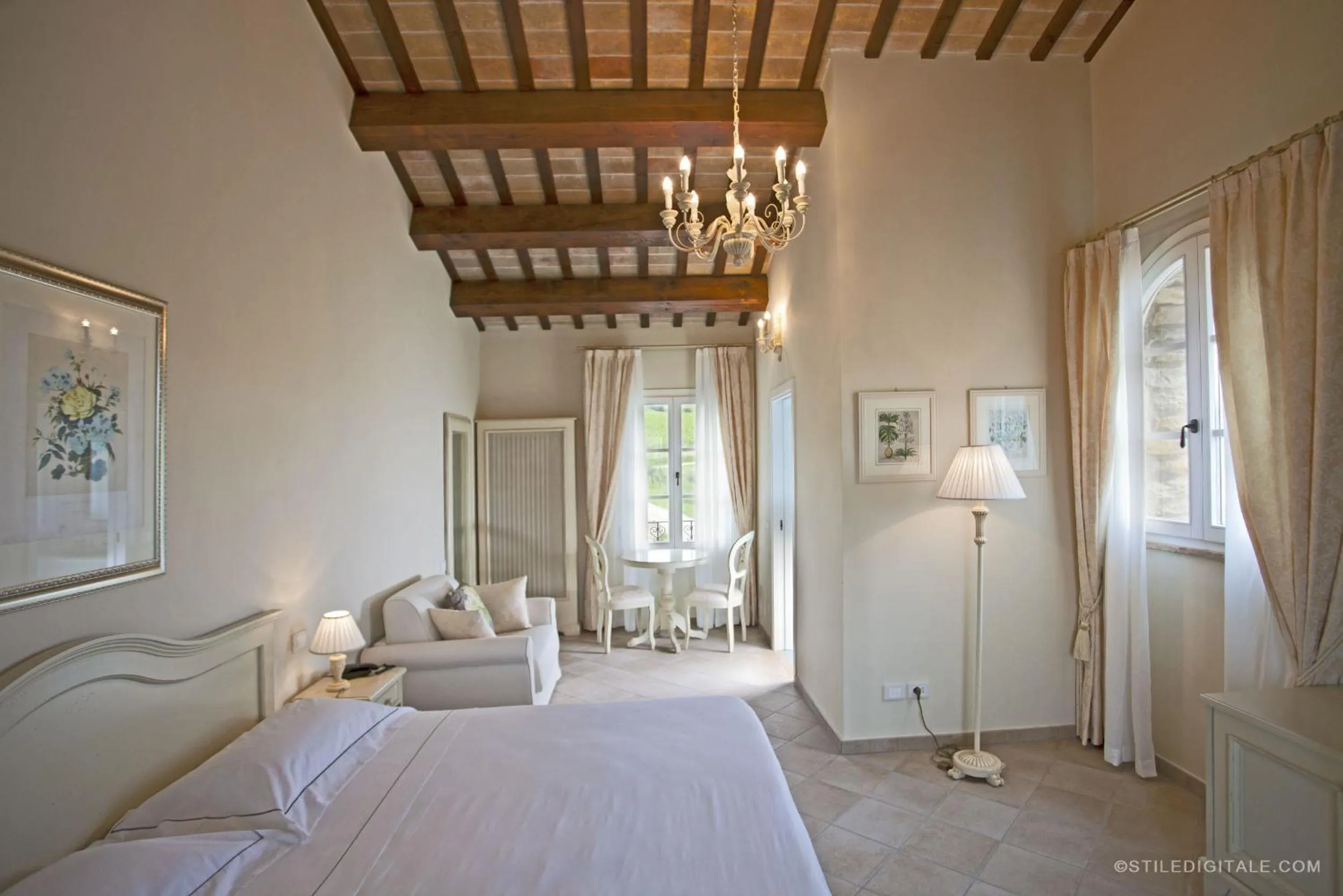 Bed in Borgo Conde Wine Resort