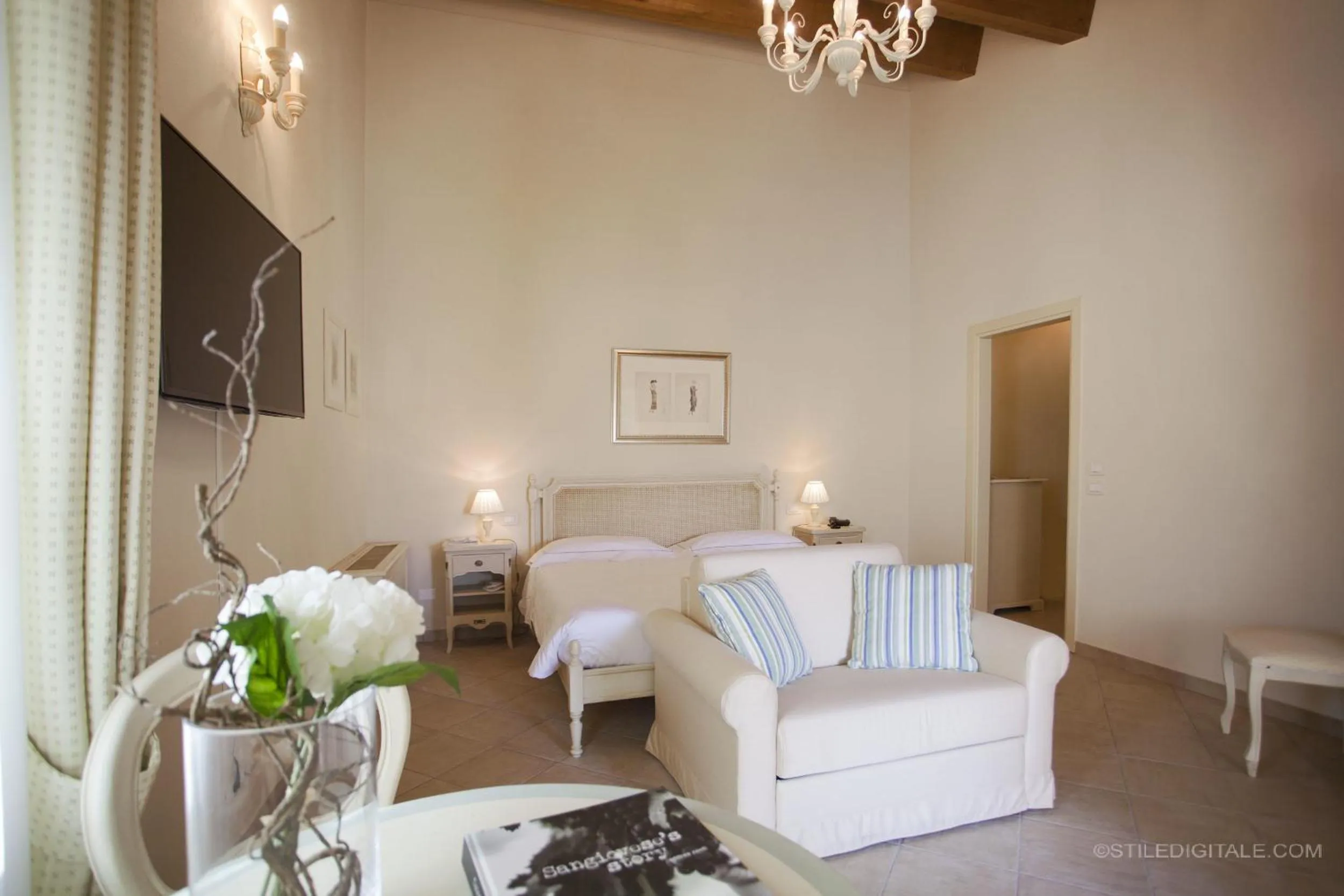 Photo of the whole room, Bed in Borgo Conde Wine Resort
