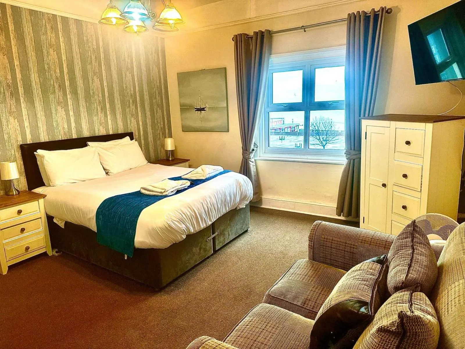 Bed in The Wash & Tope