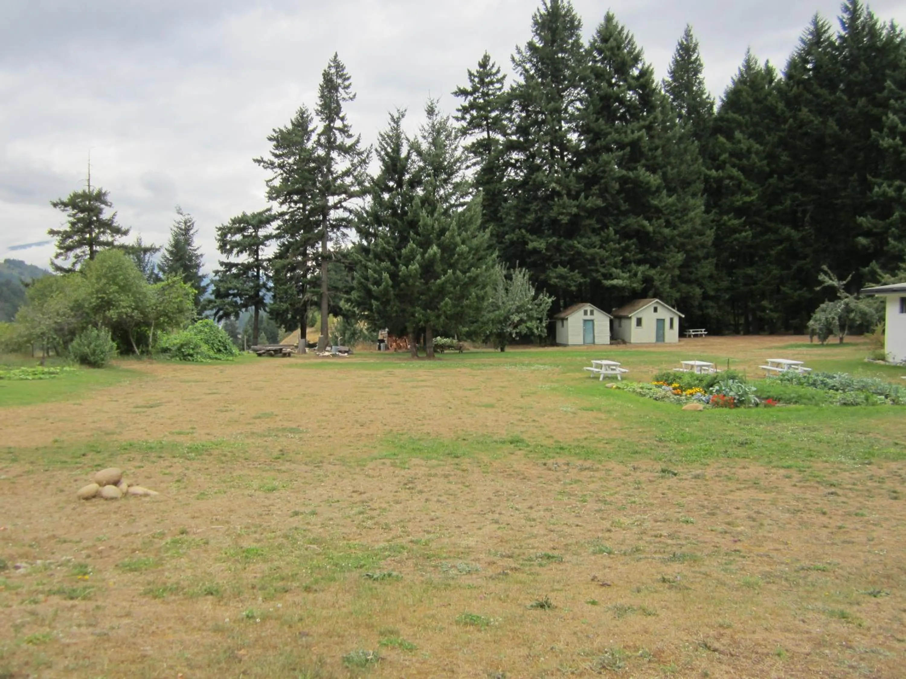 Facade/entrance in The Mighty Fraser Motel