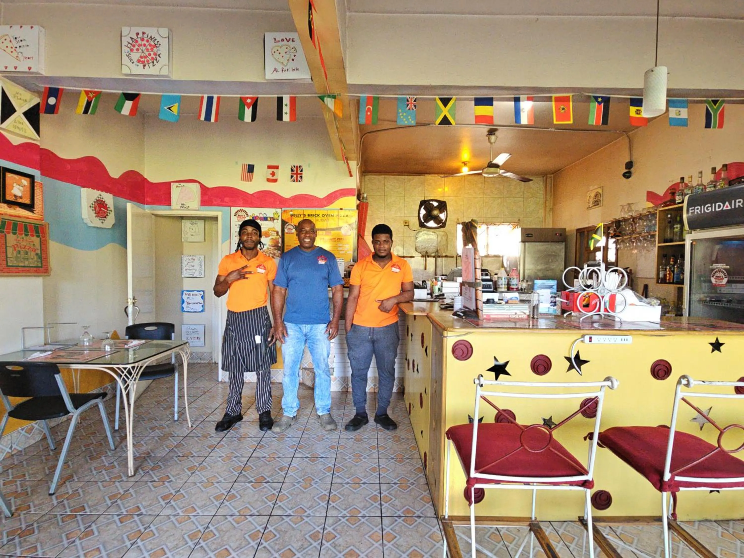 Off site in Chrisanns Paradise Suite by the Ocean - Apt#9