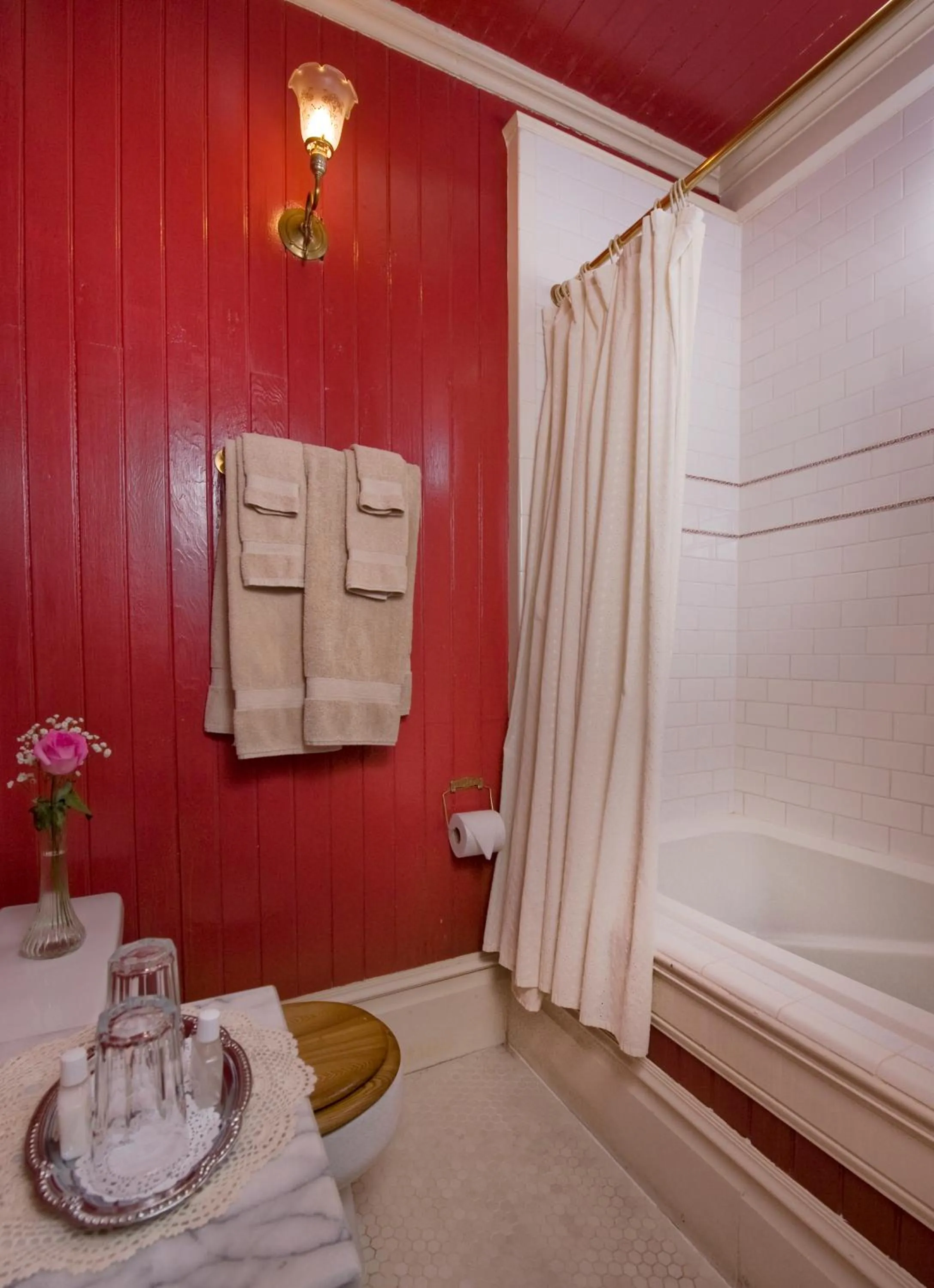 Bathroom in Inn San Francisco