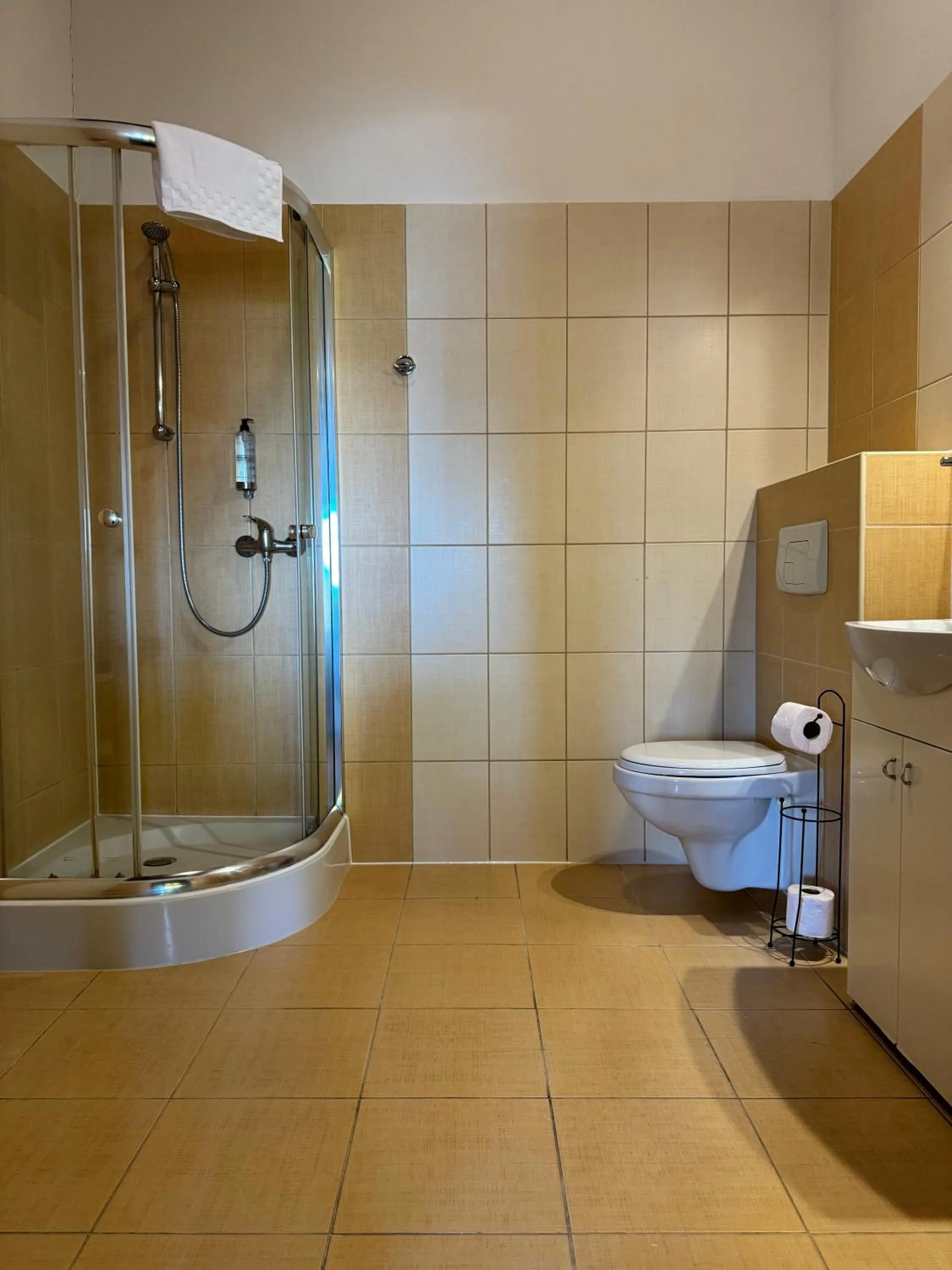 Shower in IRIS Aparthotel