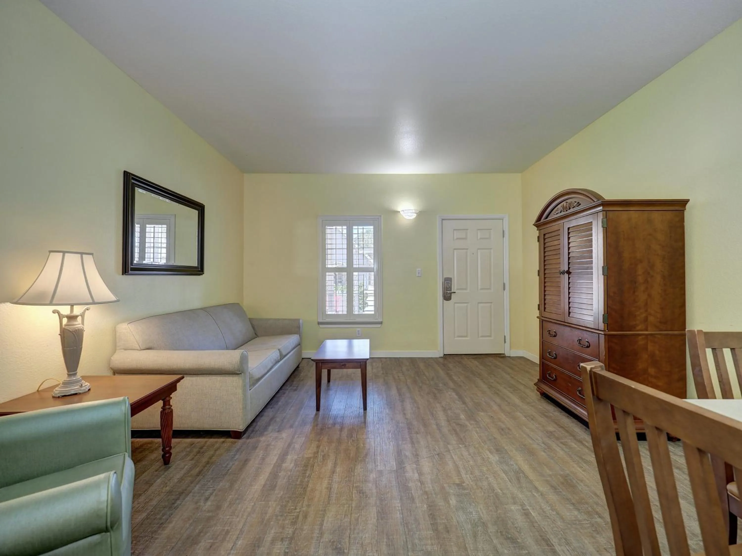 Living room, Bed in Seashell Village Resort near the beach with kitchens