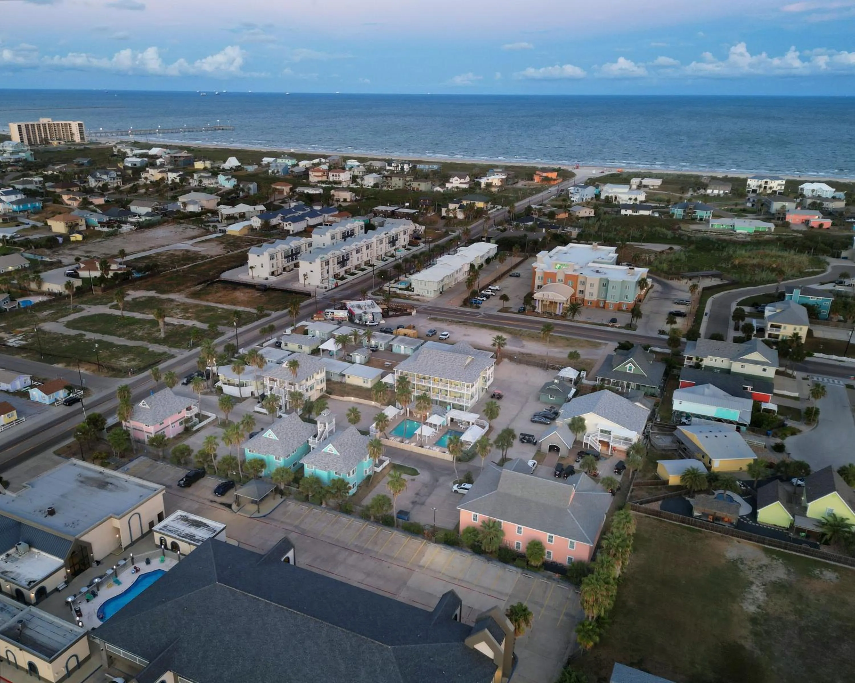 Beach in Seashell Village Resort near the beach with kitchens