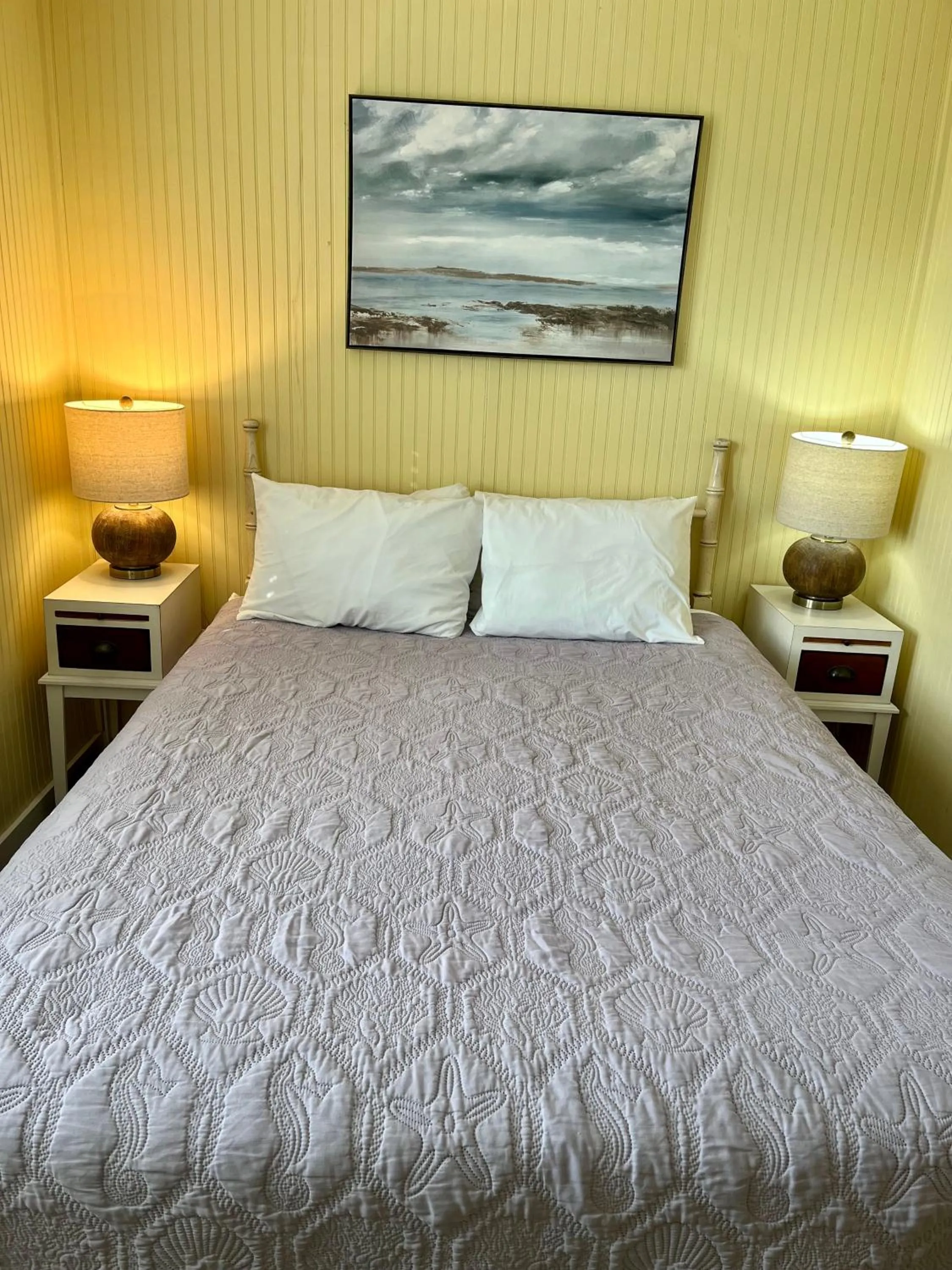 Standard Suite in Seashell Village Resort near the beach with kitchens