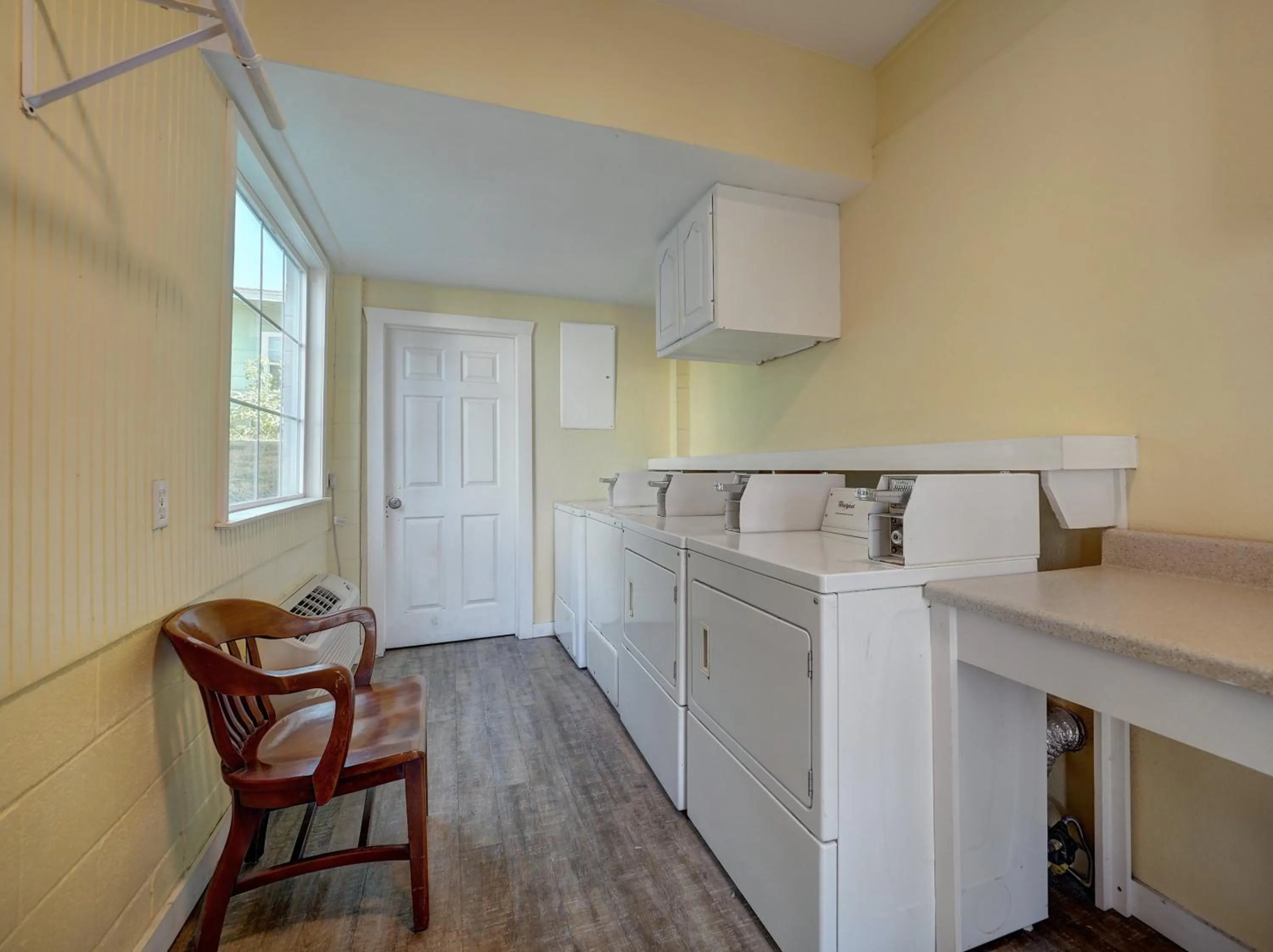 laundry in Seashell Village Resort near the beach with kitchens