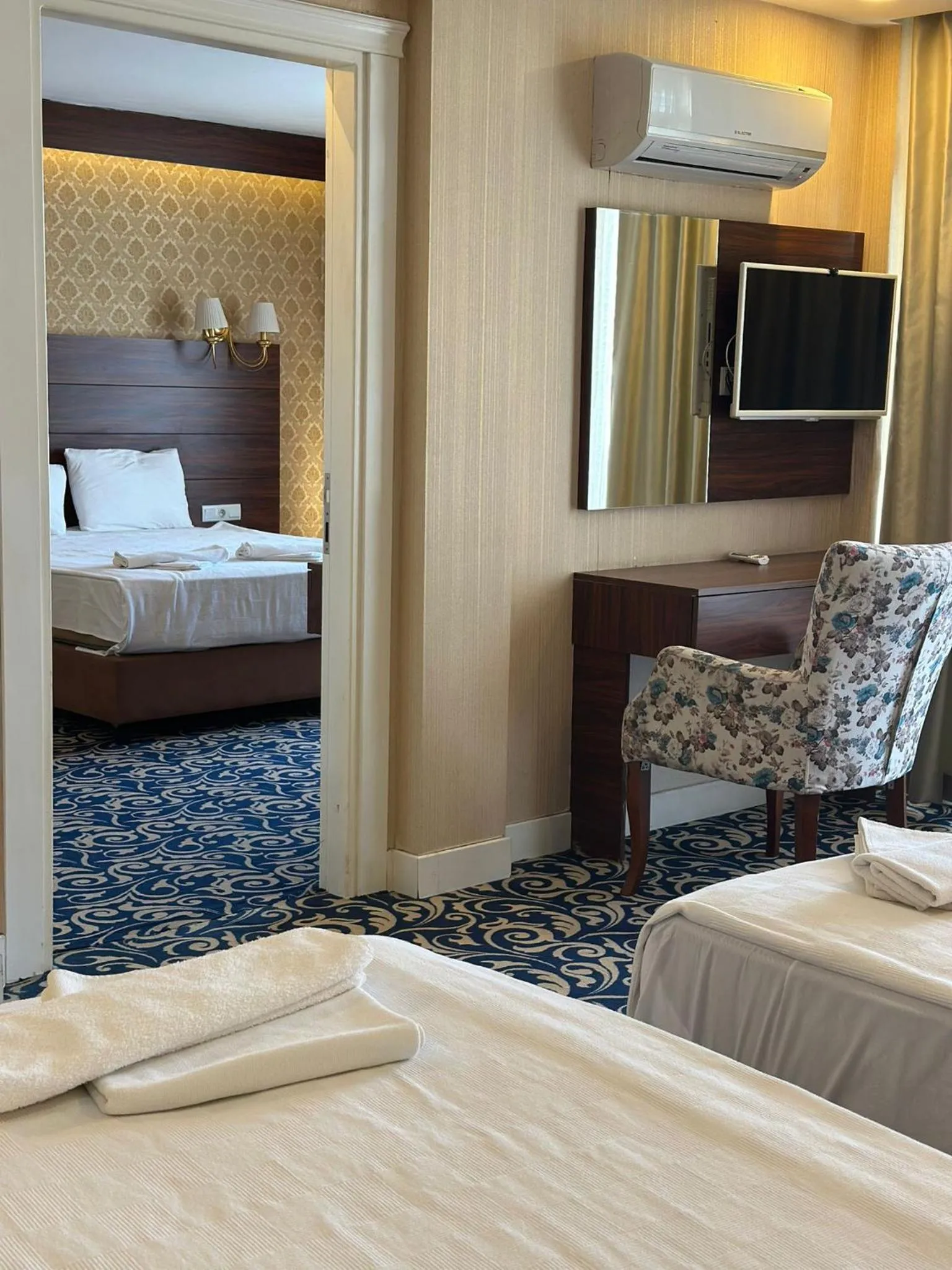 Bed in Bilgehan Hotel