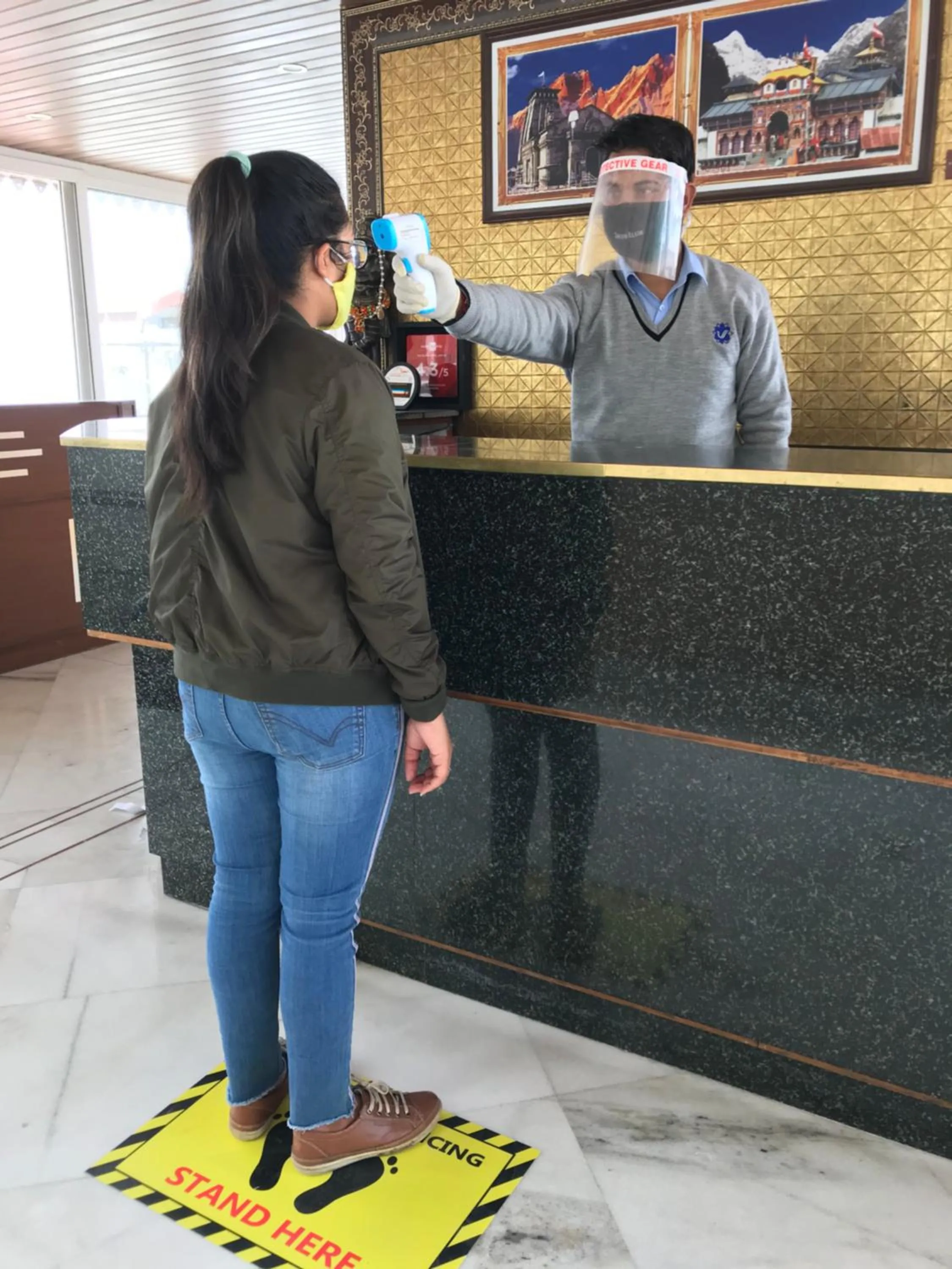 Guests in Hotel Vishnu Palace