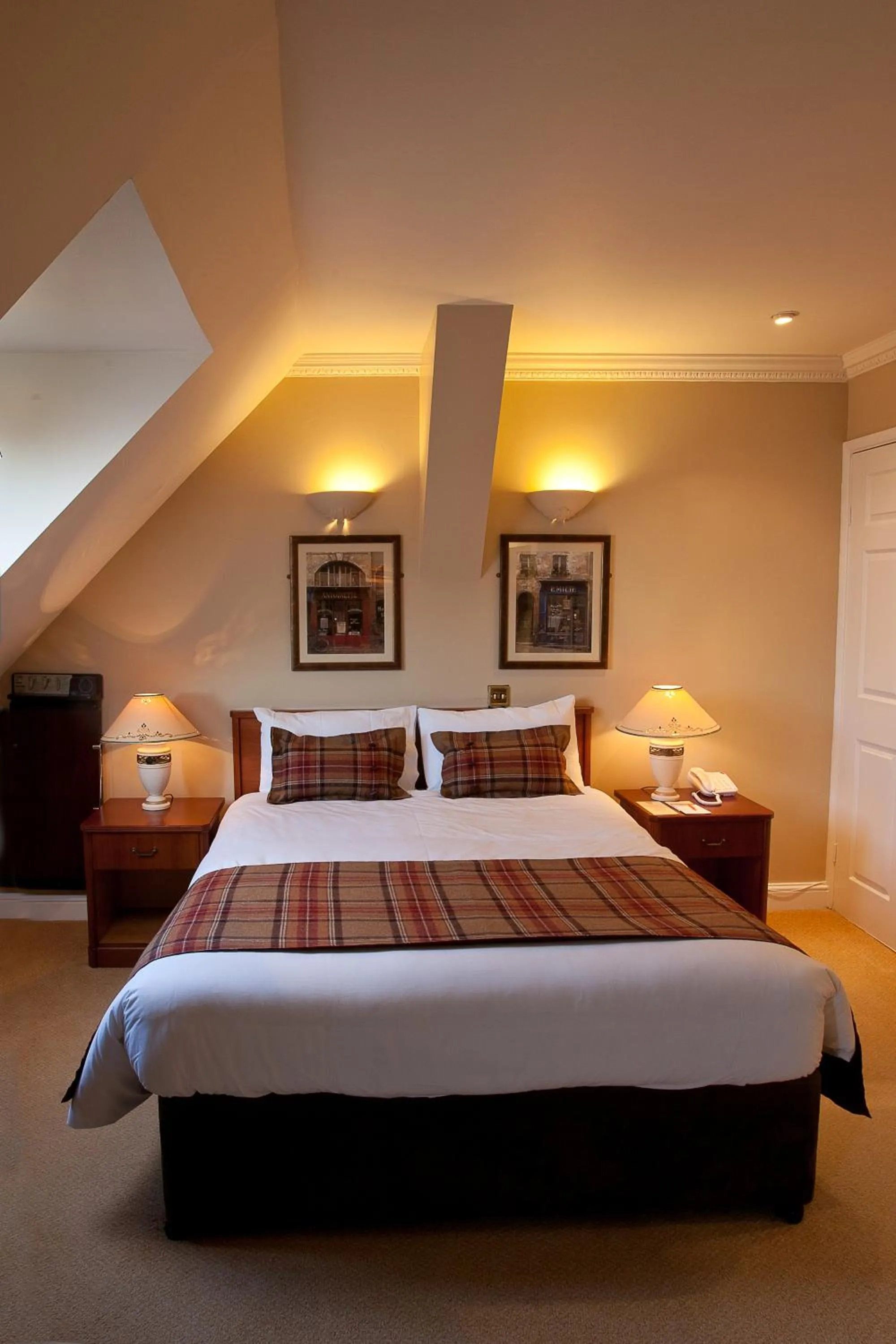 Bed in Stirrups Hotel