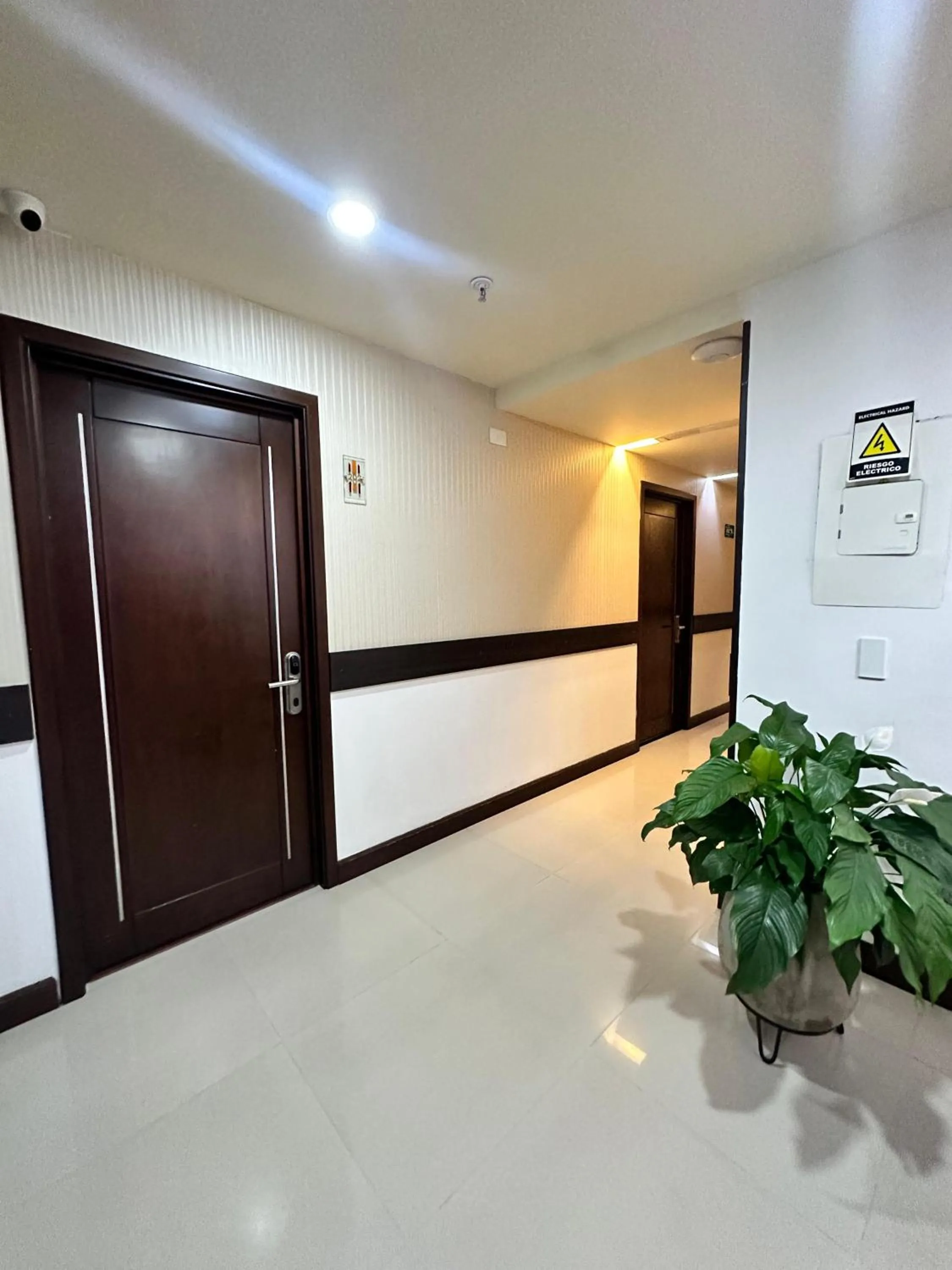 Communal kitchen in HOTEL SHERIDAN BOGOTA