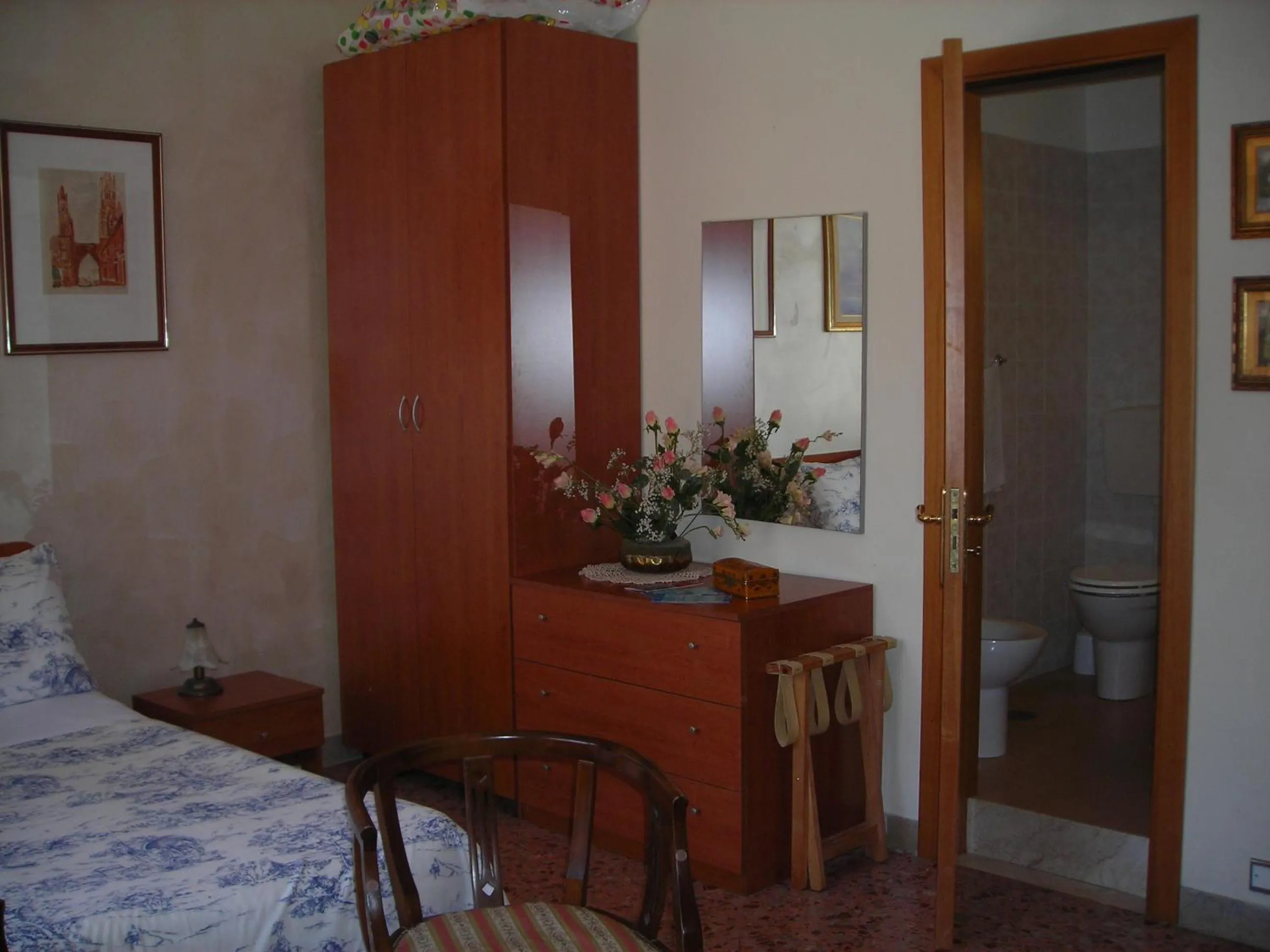 Photo of the whole room, Bed in B&B Gelone