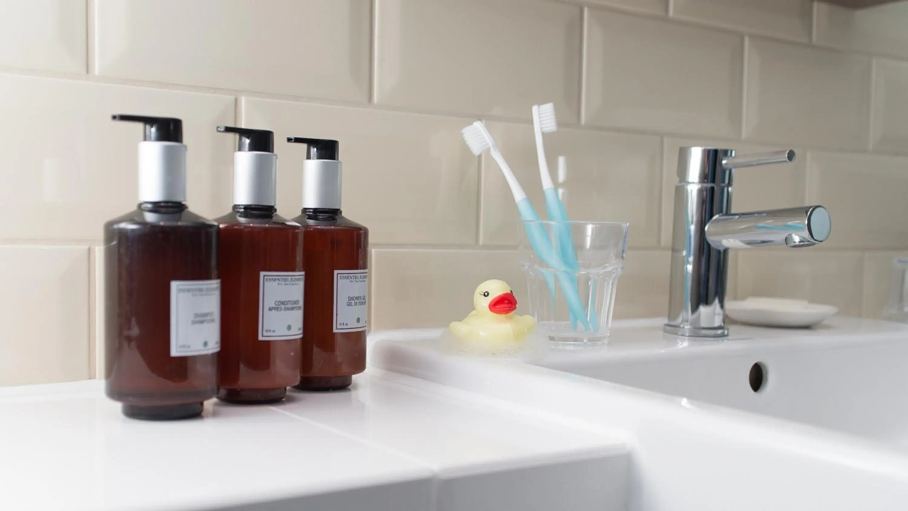 Bathroom in Staybridge Suites London-Vauxhall by IHG