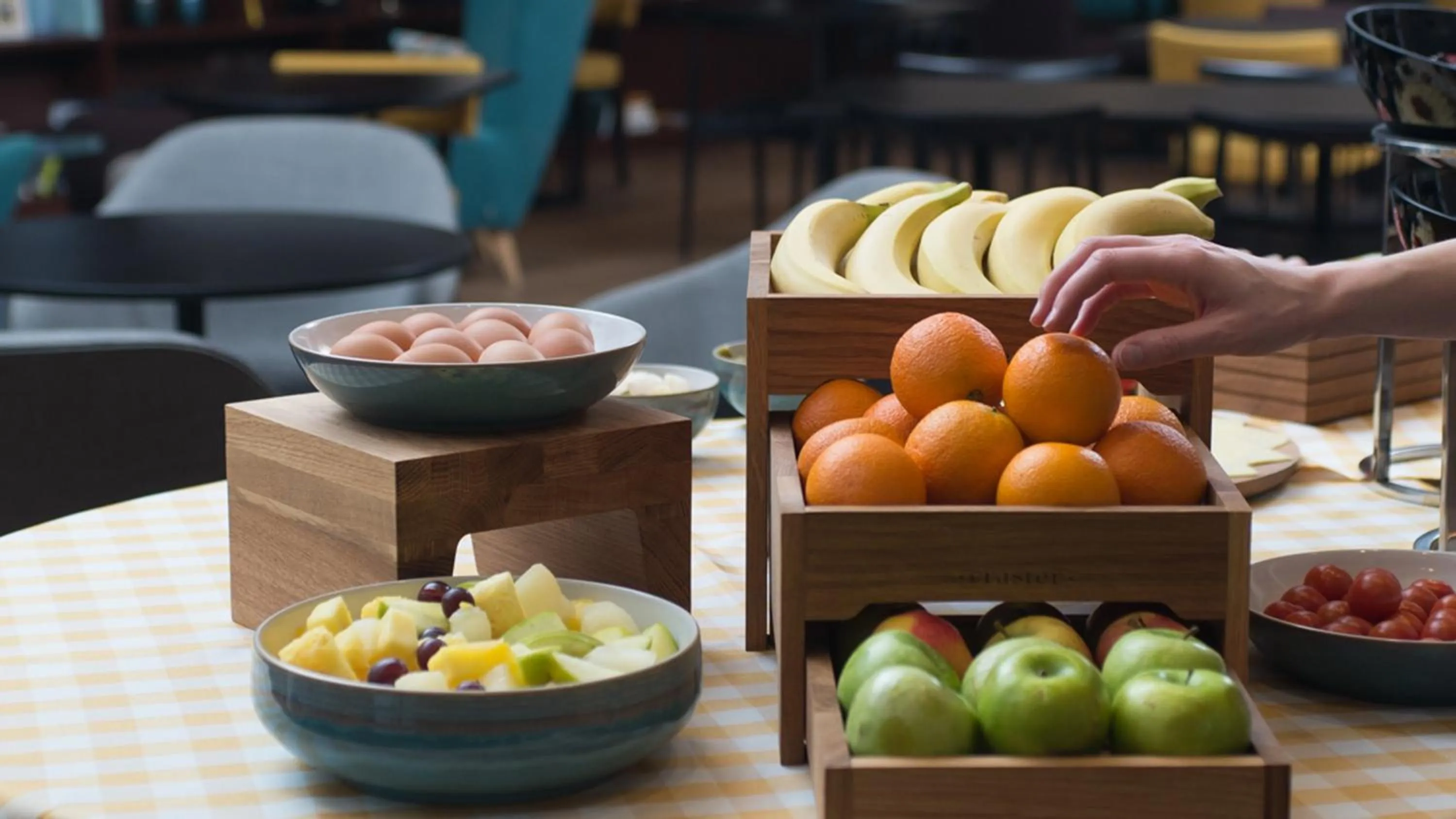 Restaurant/places to eat in Staybridge Suites London-Vauxhall by IHG