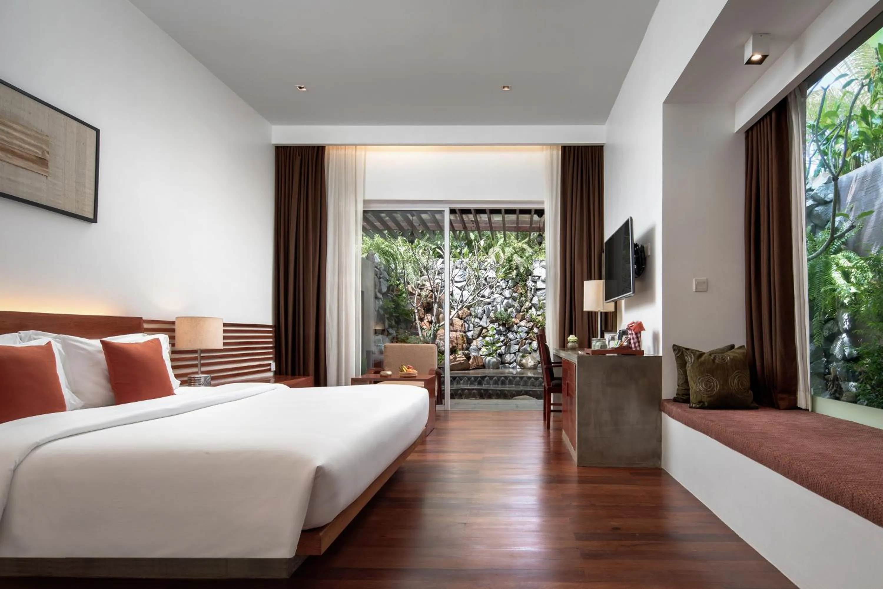 Bed in Lynnaya Urban River Resort