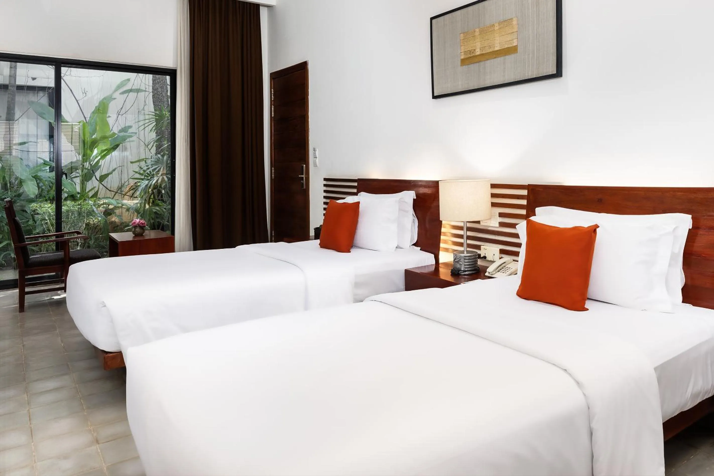 Guests, Bed in Lynnaya Urban River Resort