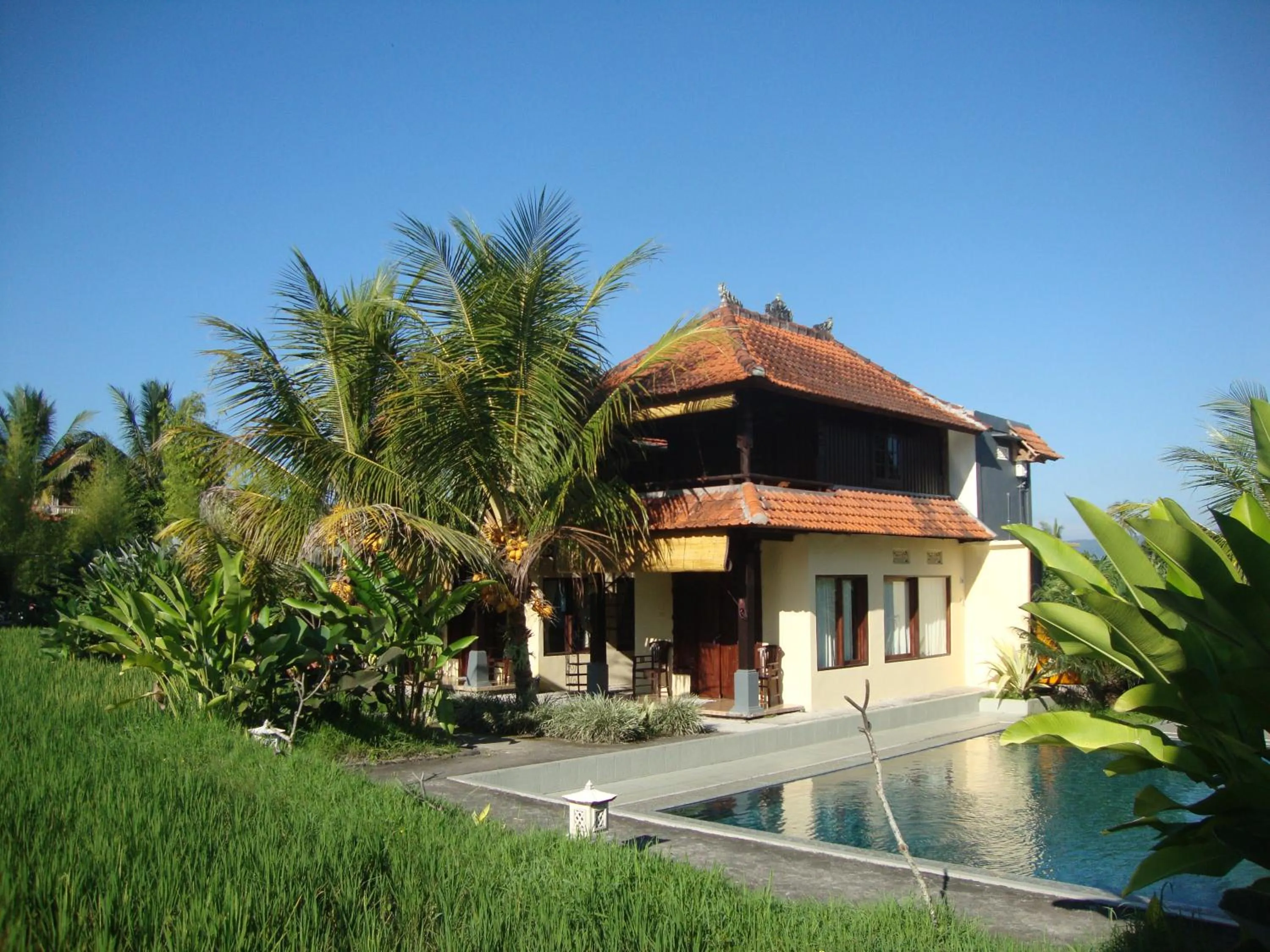 Swimming pool in Atres Villa