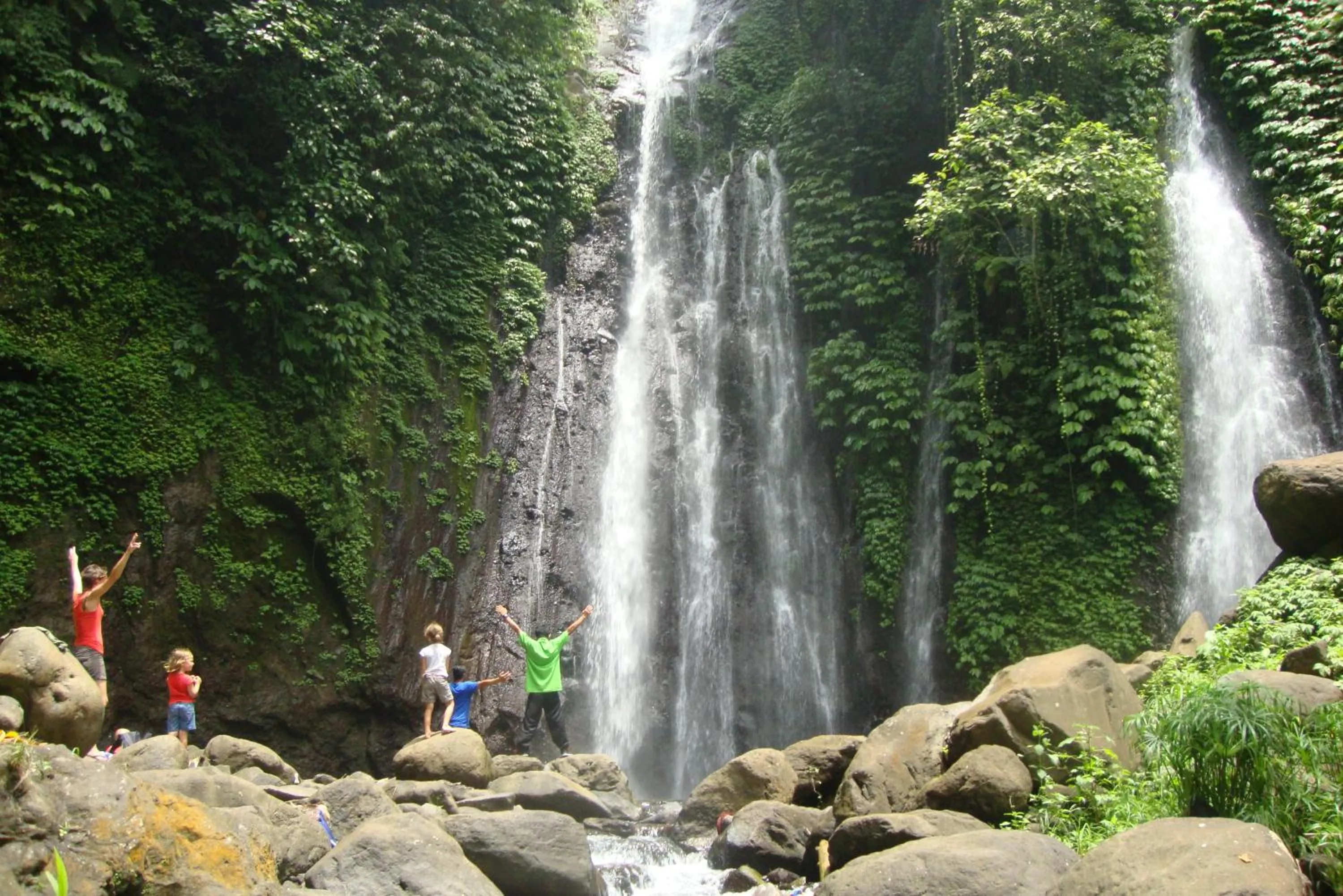 Nearby landmark in Atres Villa