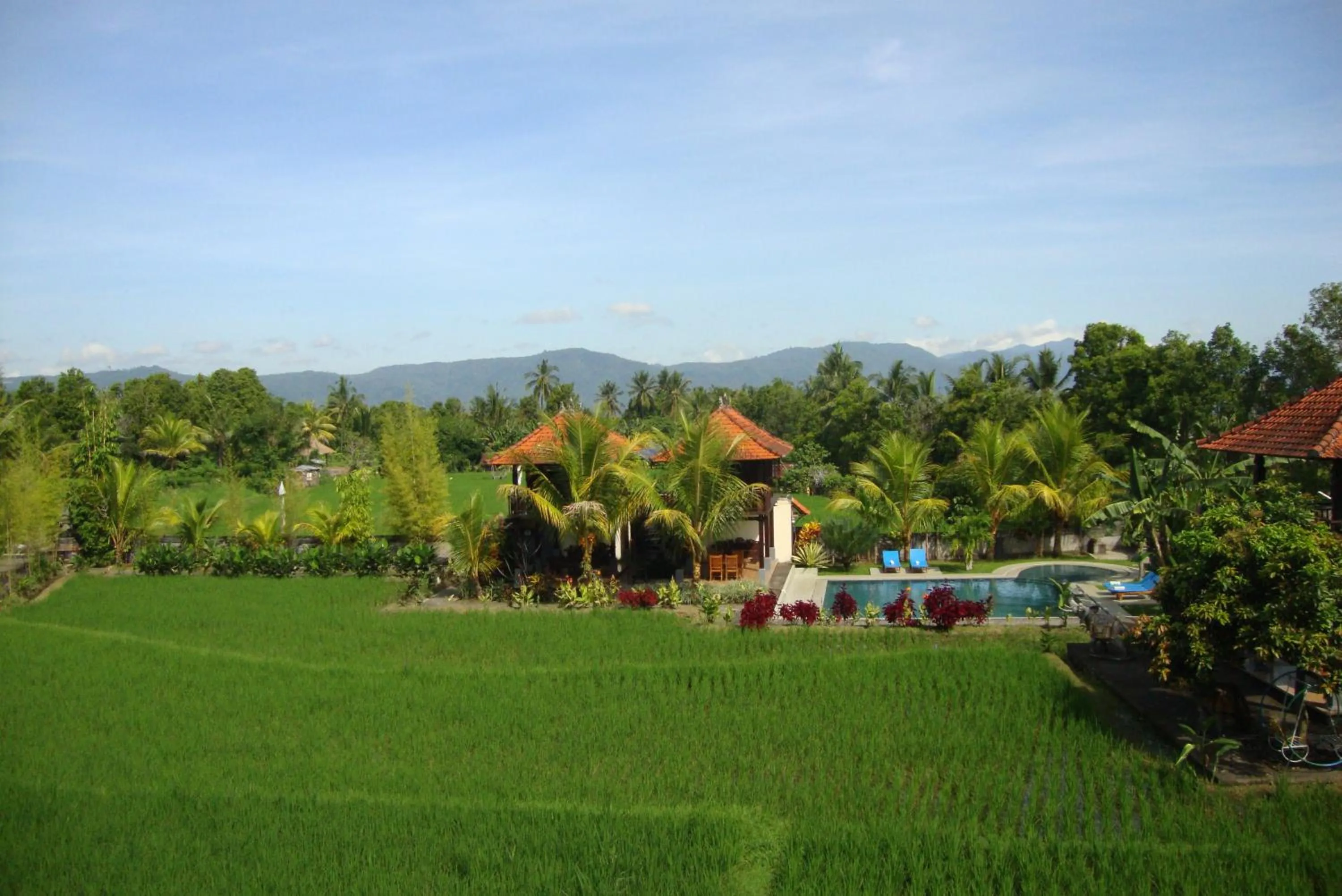 Property building in Atres Villa