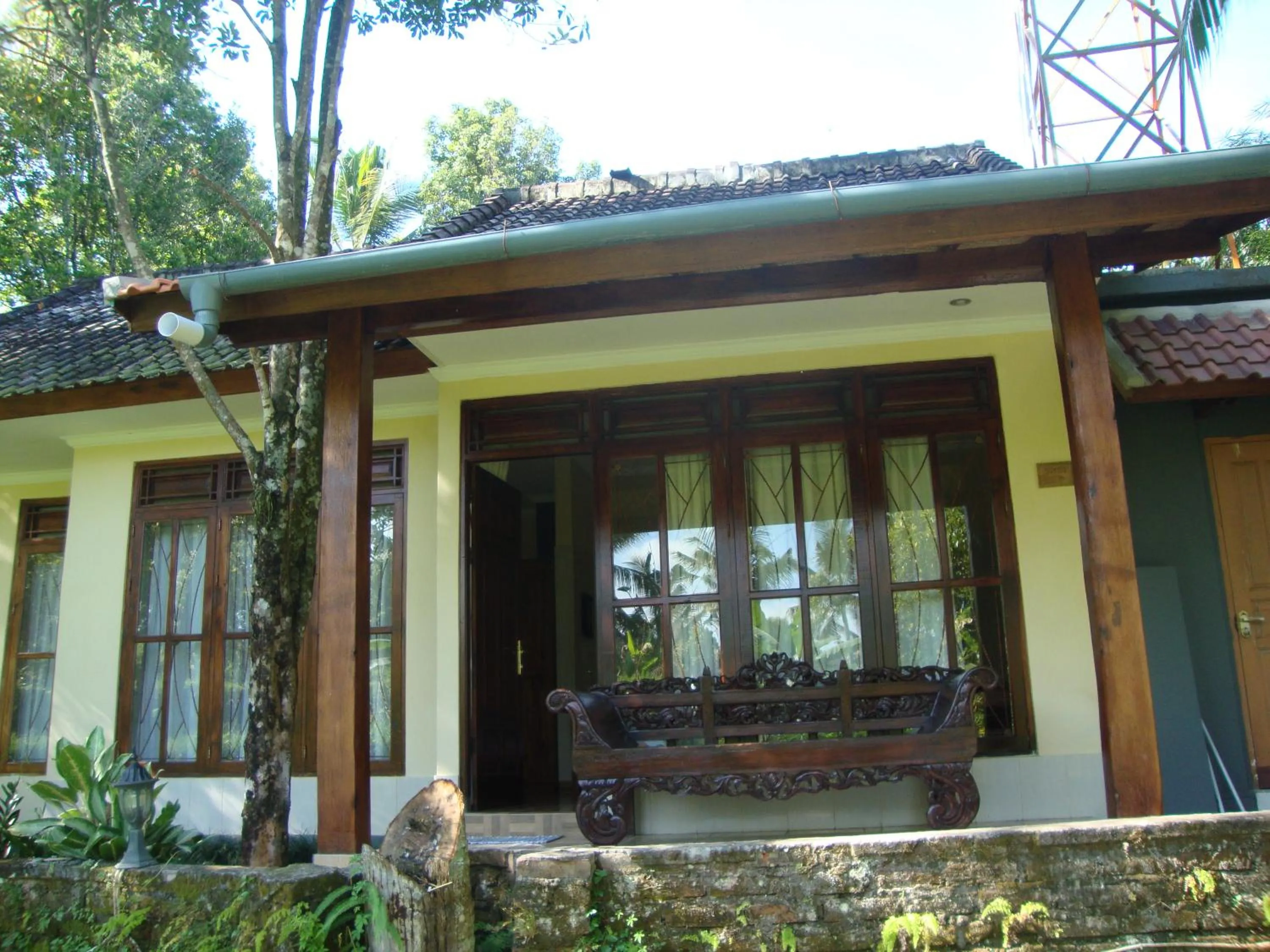 Property building in Atres Villa