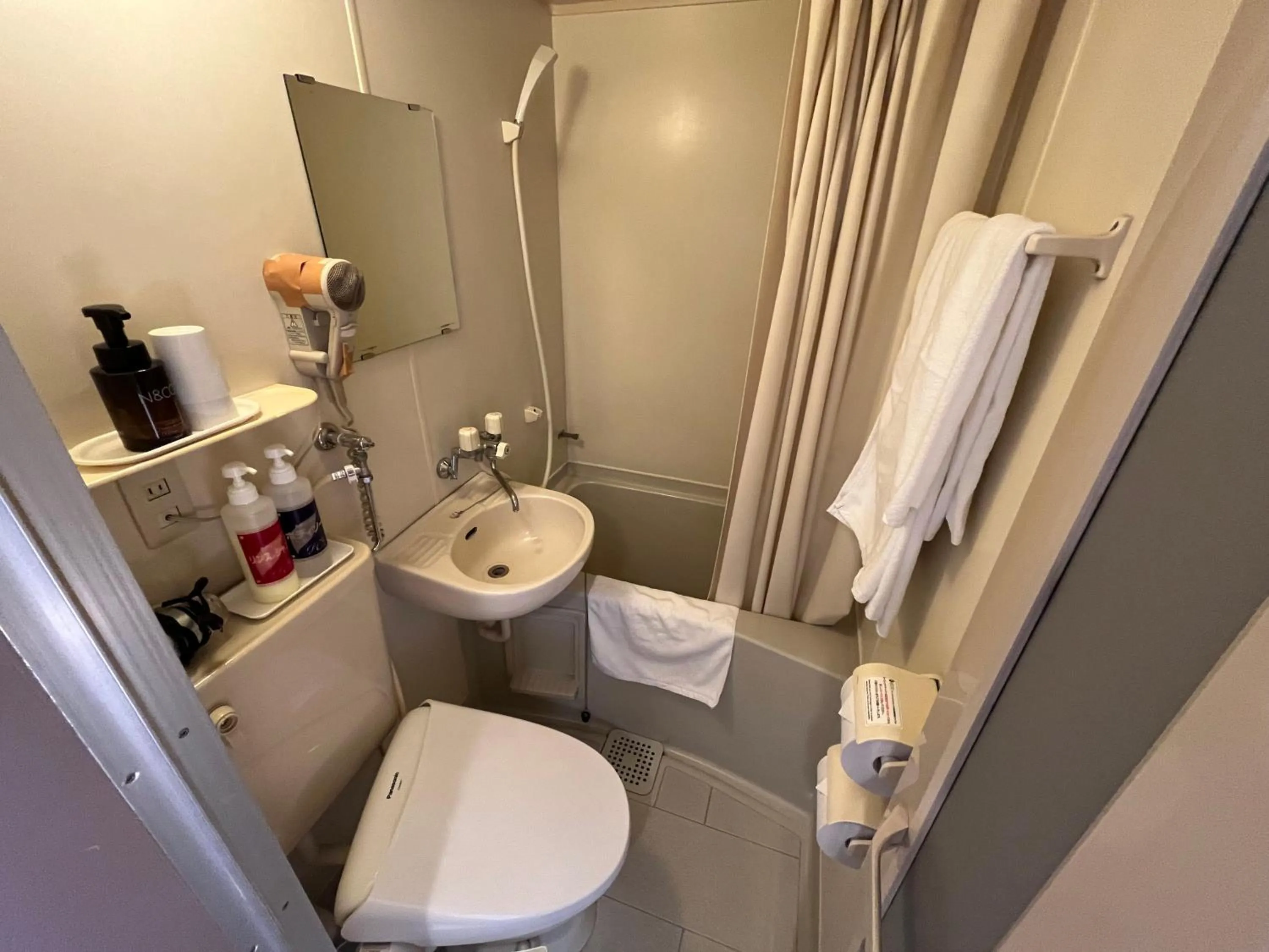 Bathroom in Hotel Marsh Land