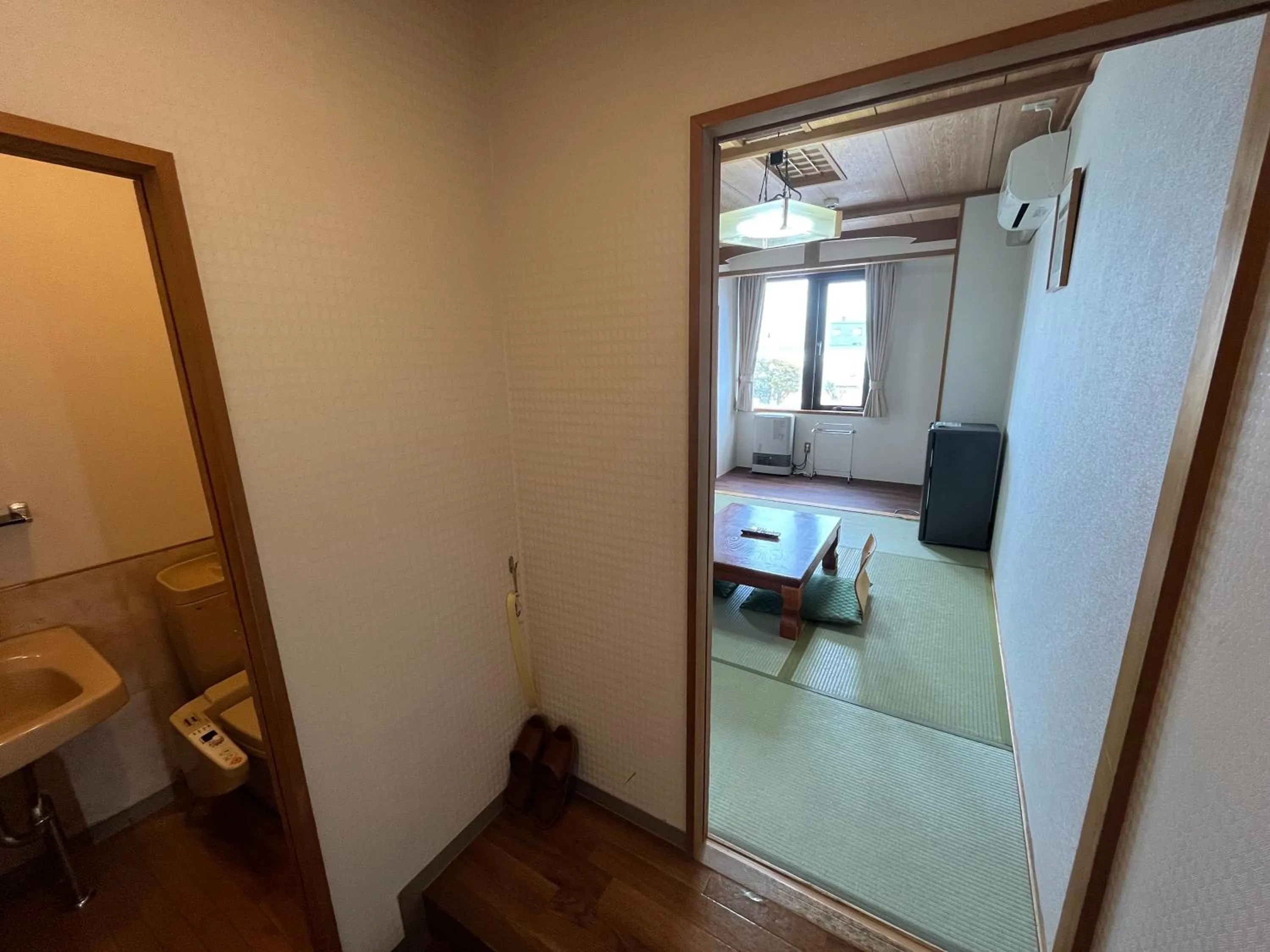 Bathroom in Hotel Marsh Land