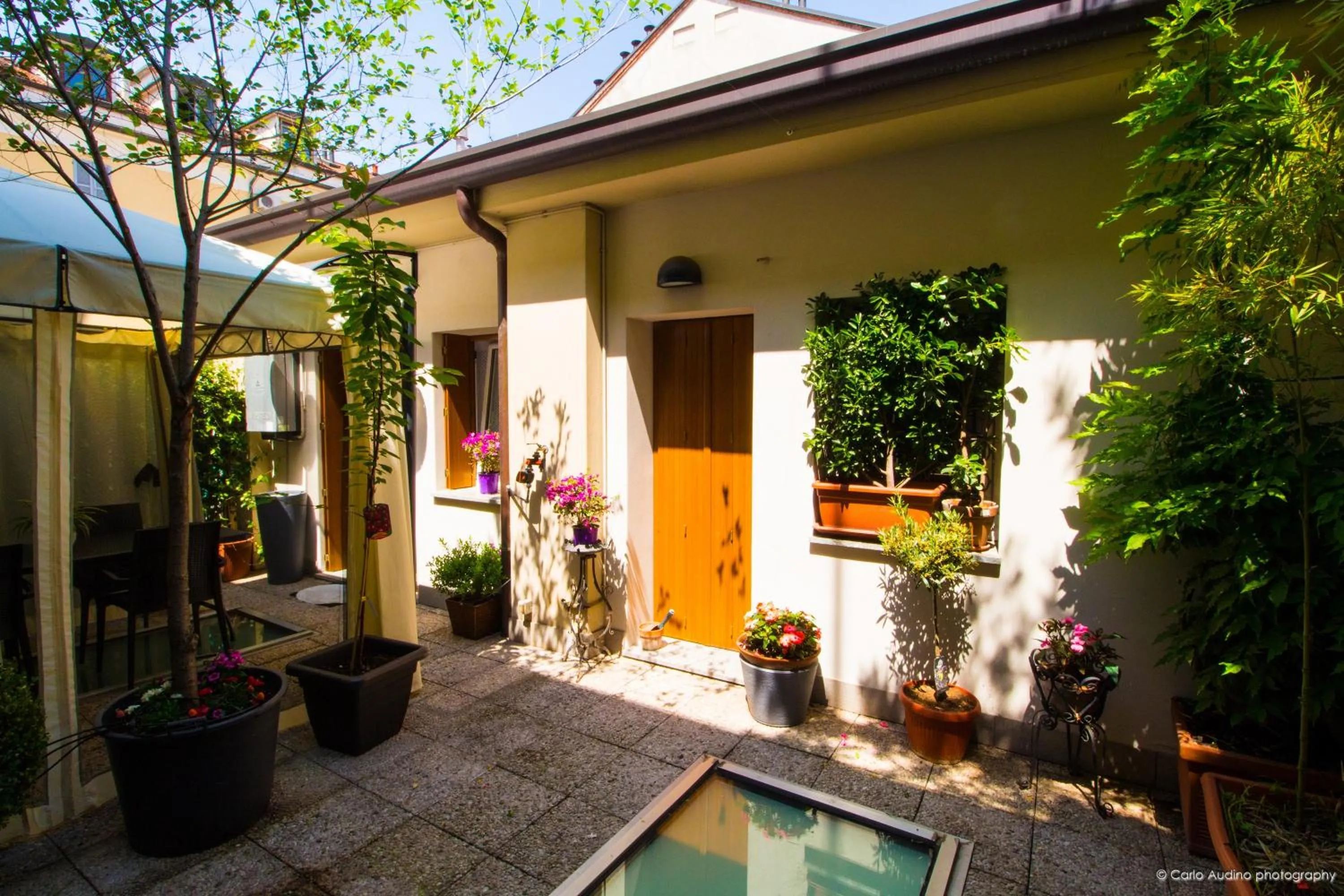 Facade/entrance in La Residenza Isabella