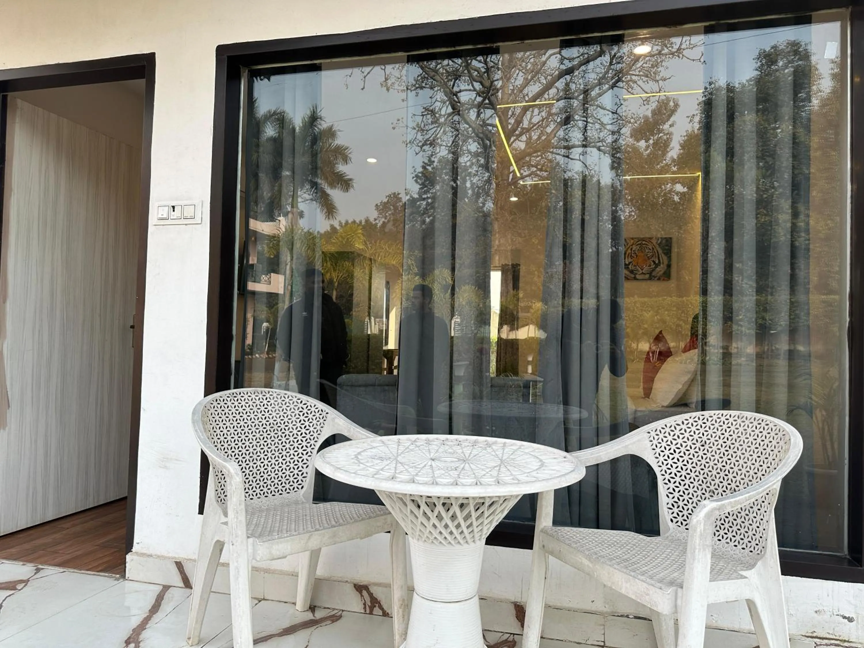 Seating area, Patio/Outdoor Area in Six seasons resort