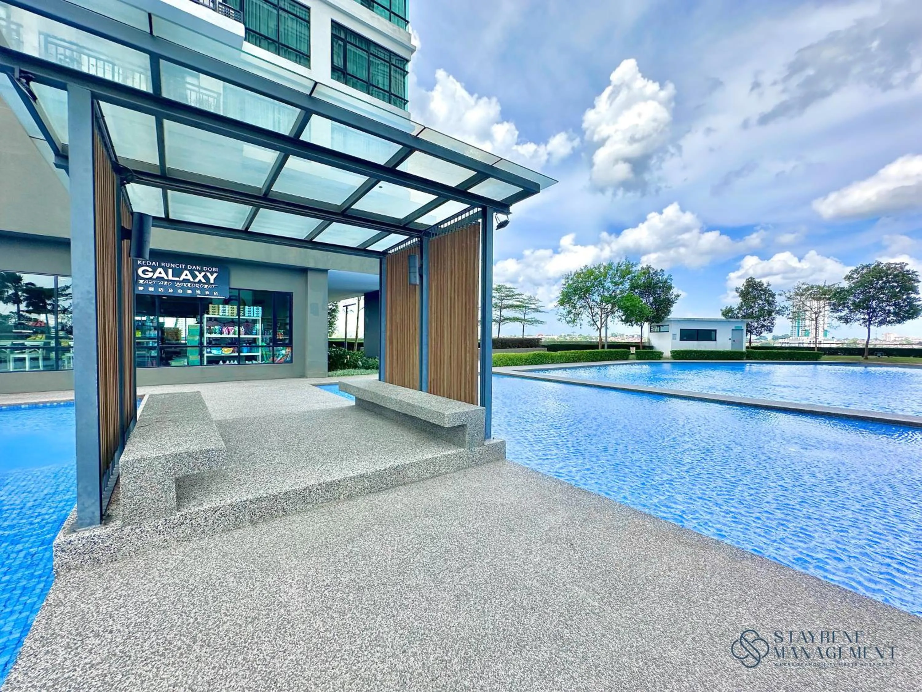 Swimming pool in Molek Regency By Stayrene