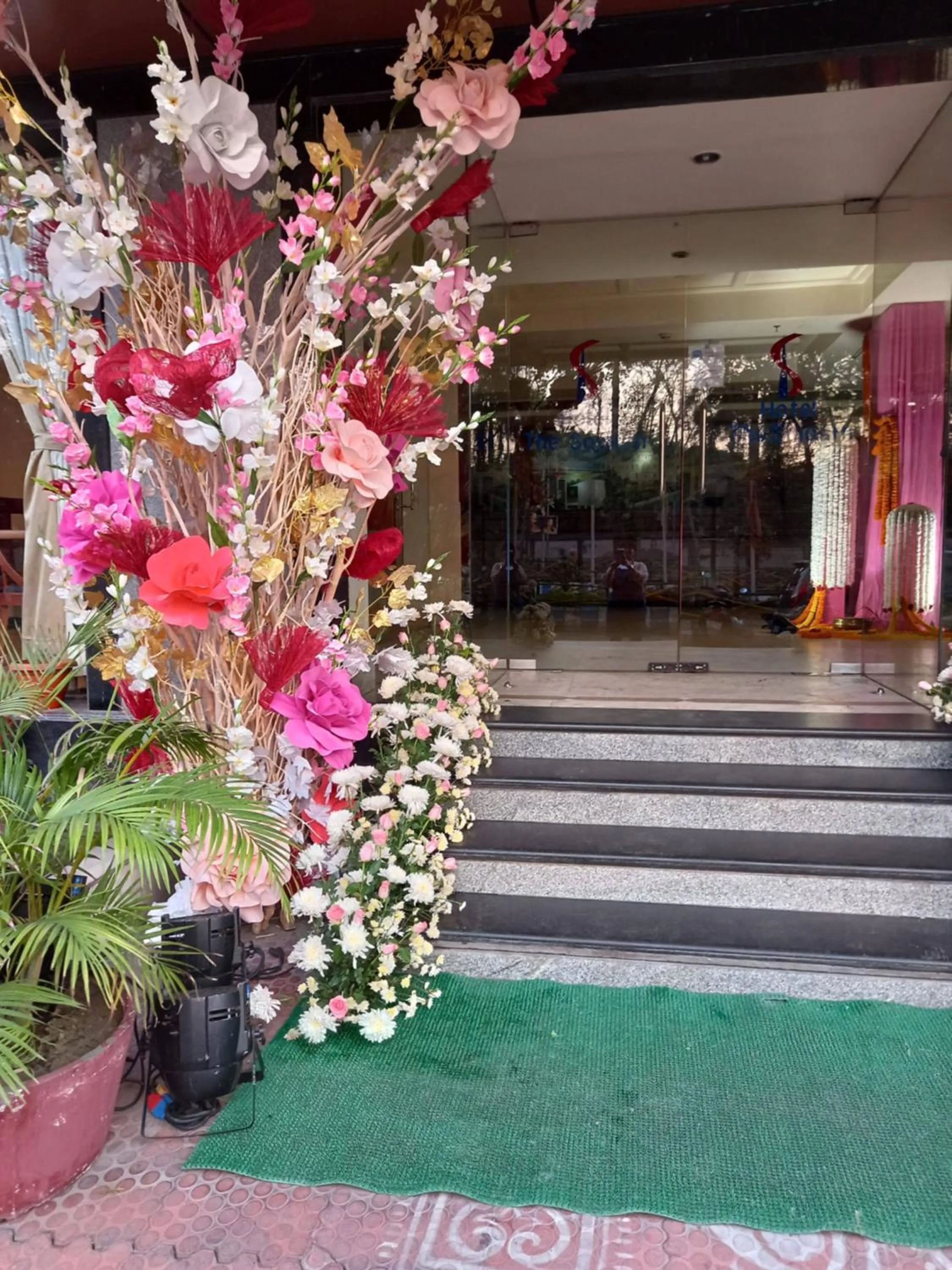 Property building in Hotel The Sojourn