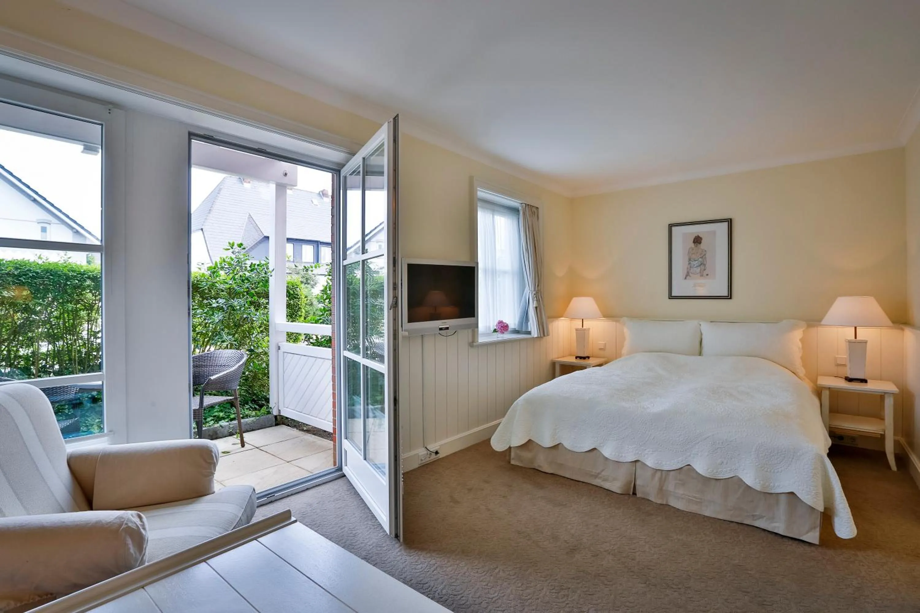 Balcony/Terrace, Bed in Hotel und Restaurant Jörg Müller