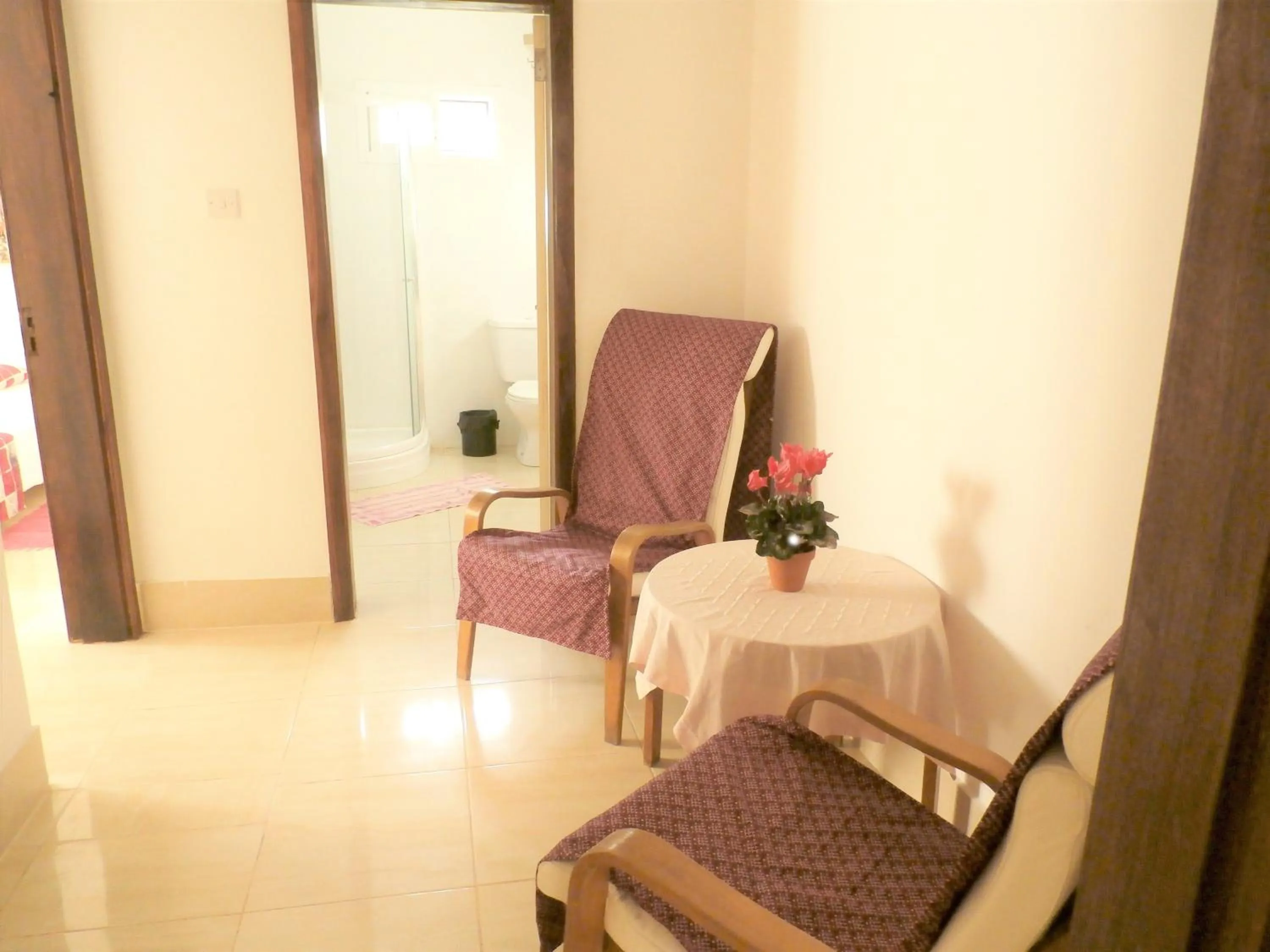 Seating area in B & B Villa Calliandra