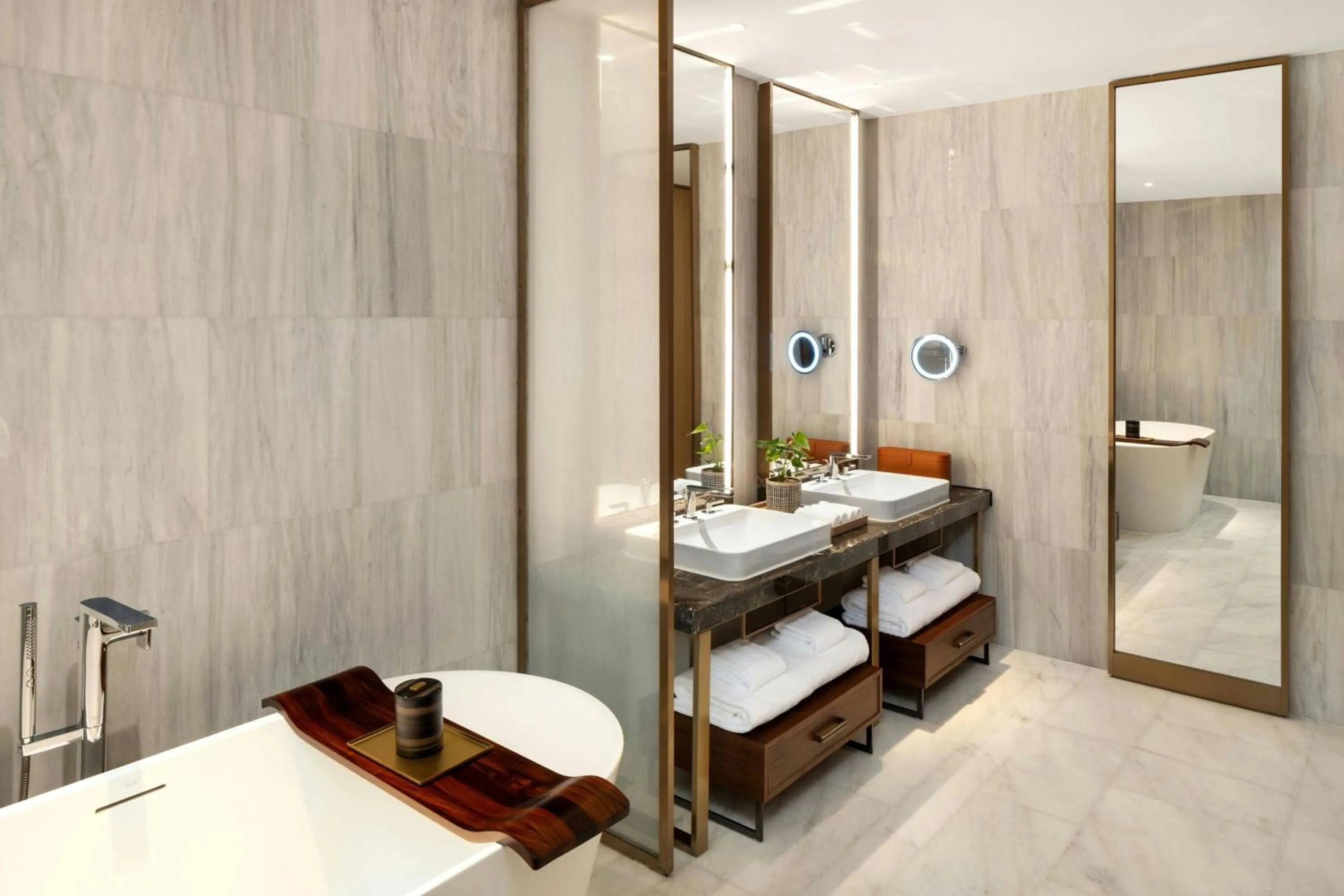 Bathroom in JW Marriott Hotel Nairobi