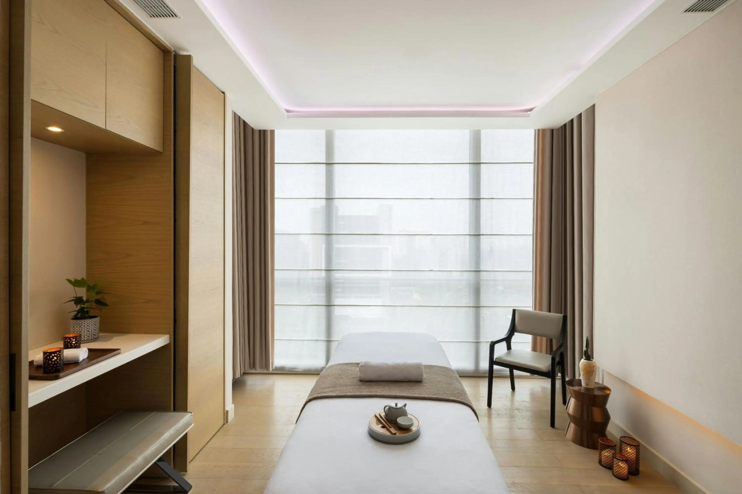 Spa and wellness centre/facilities, Bed in JW Marriott Hotel Nairobi