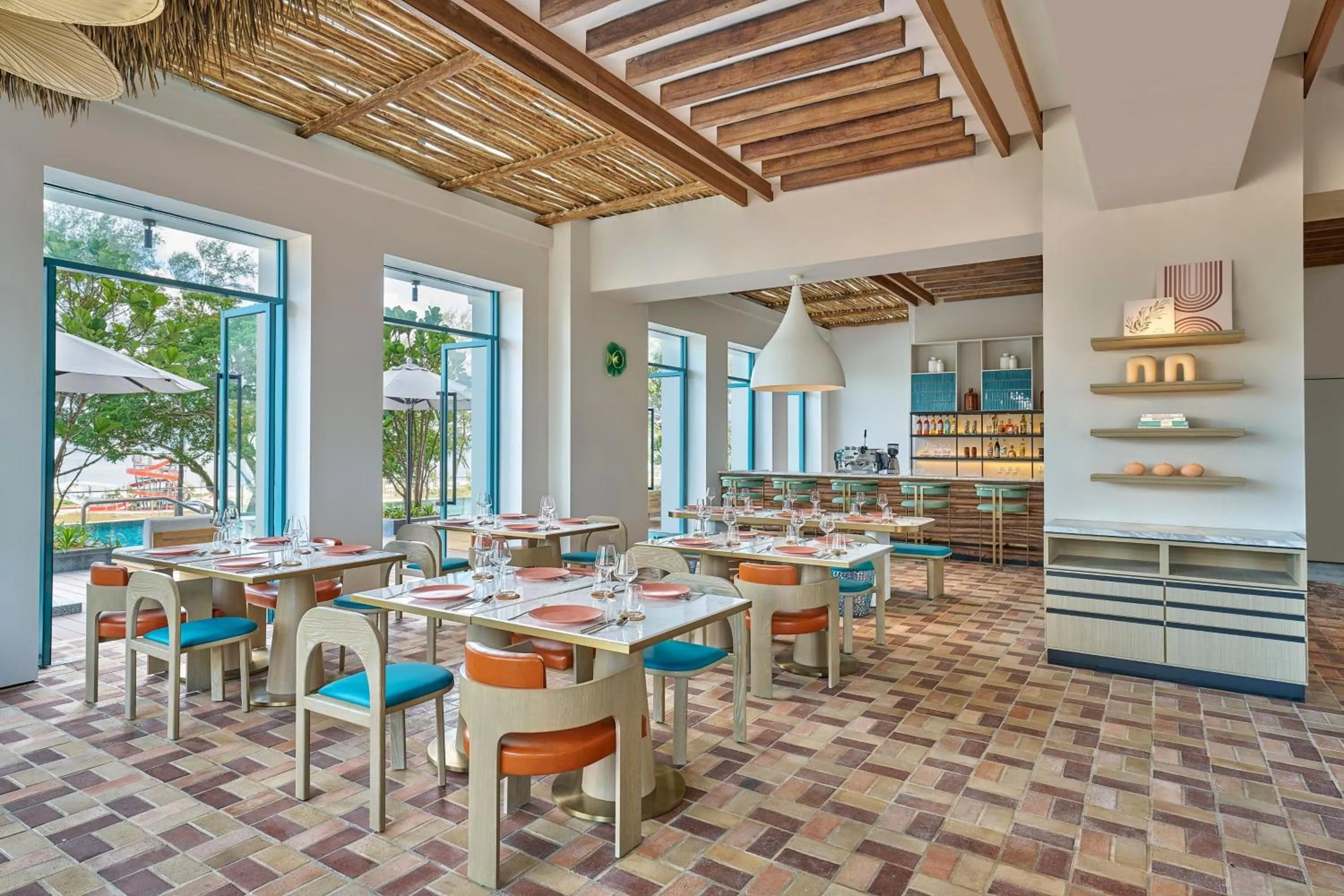 Restaurant/places to eat in Marriott Executive Apartments Penang