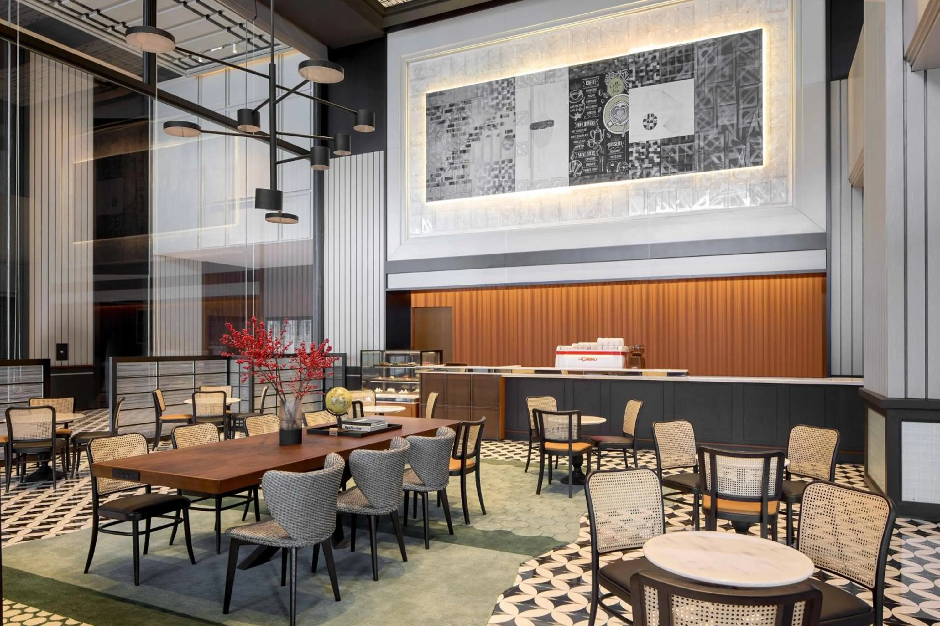 Restaurant/places to eat in Le Meridien Shenzhen, Bao'an