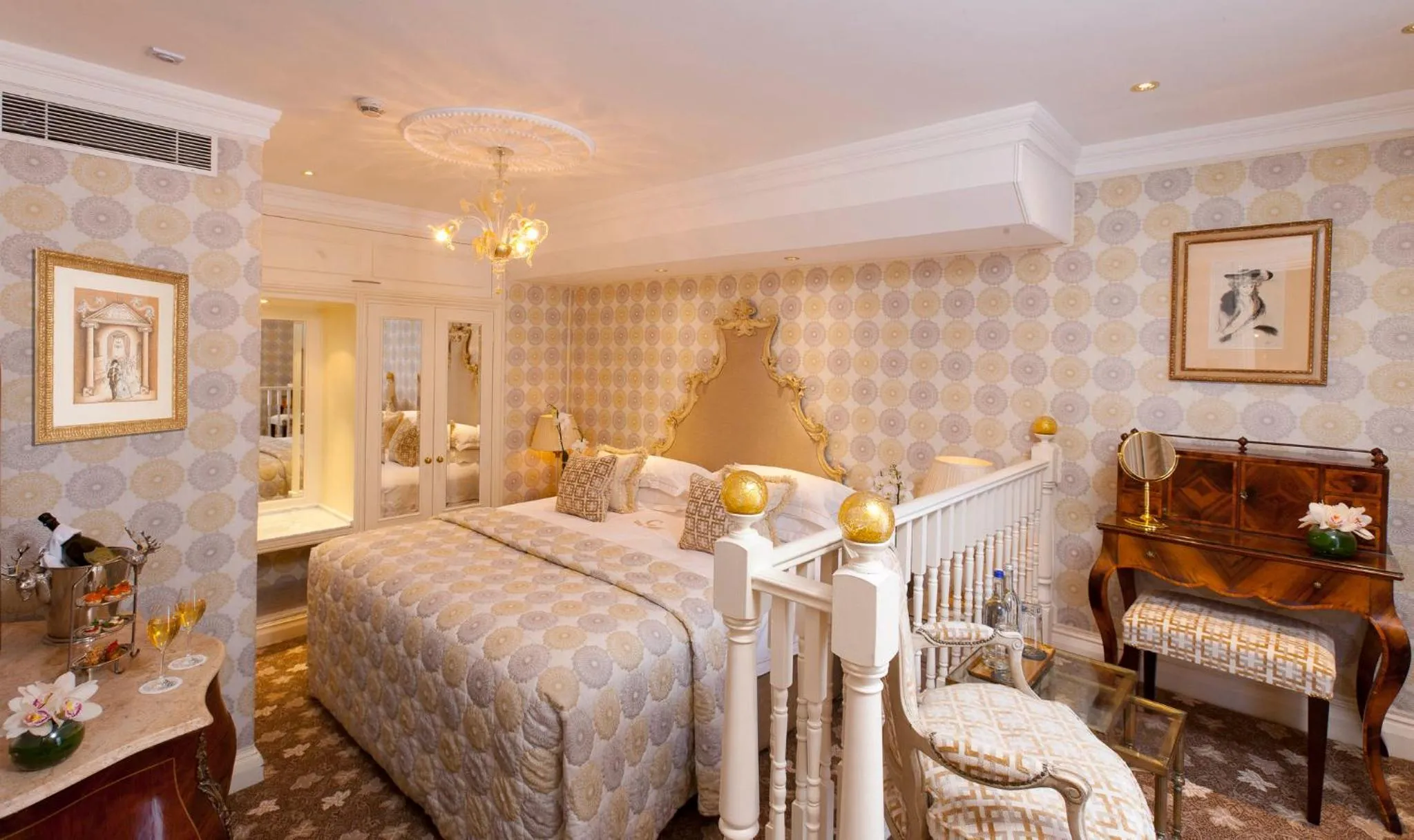 Bedroom in The Chesterfield Mayfair