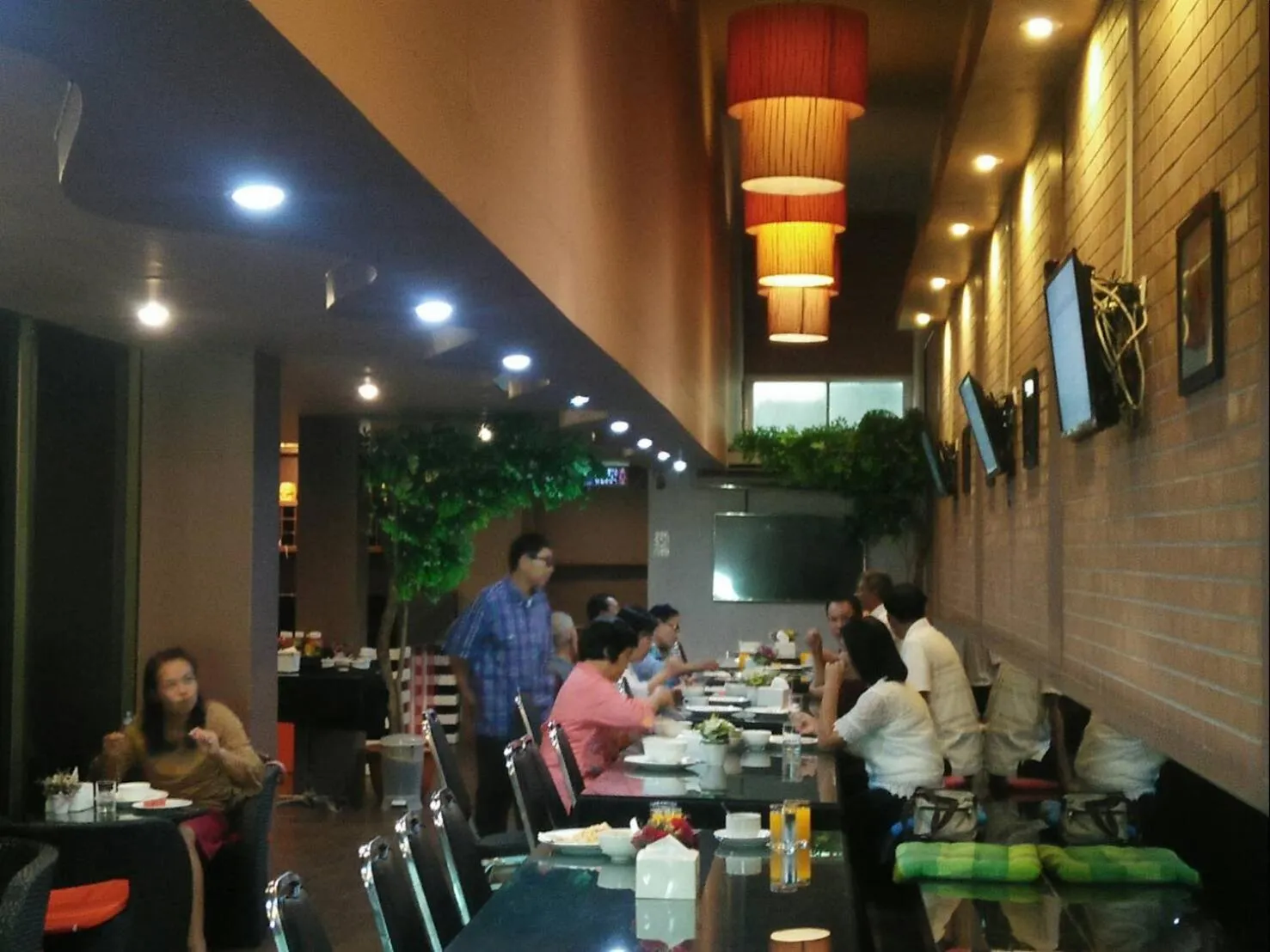 Bangkok Travel Suites Hotel