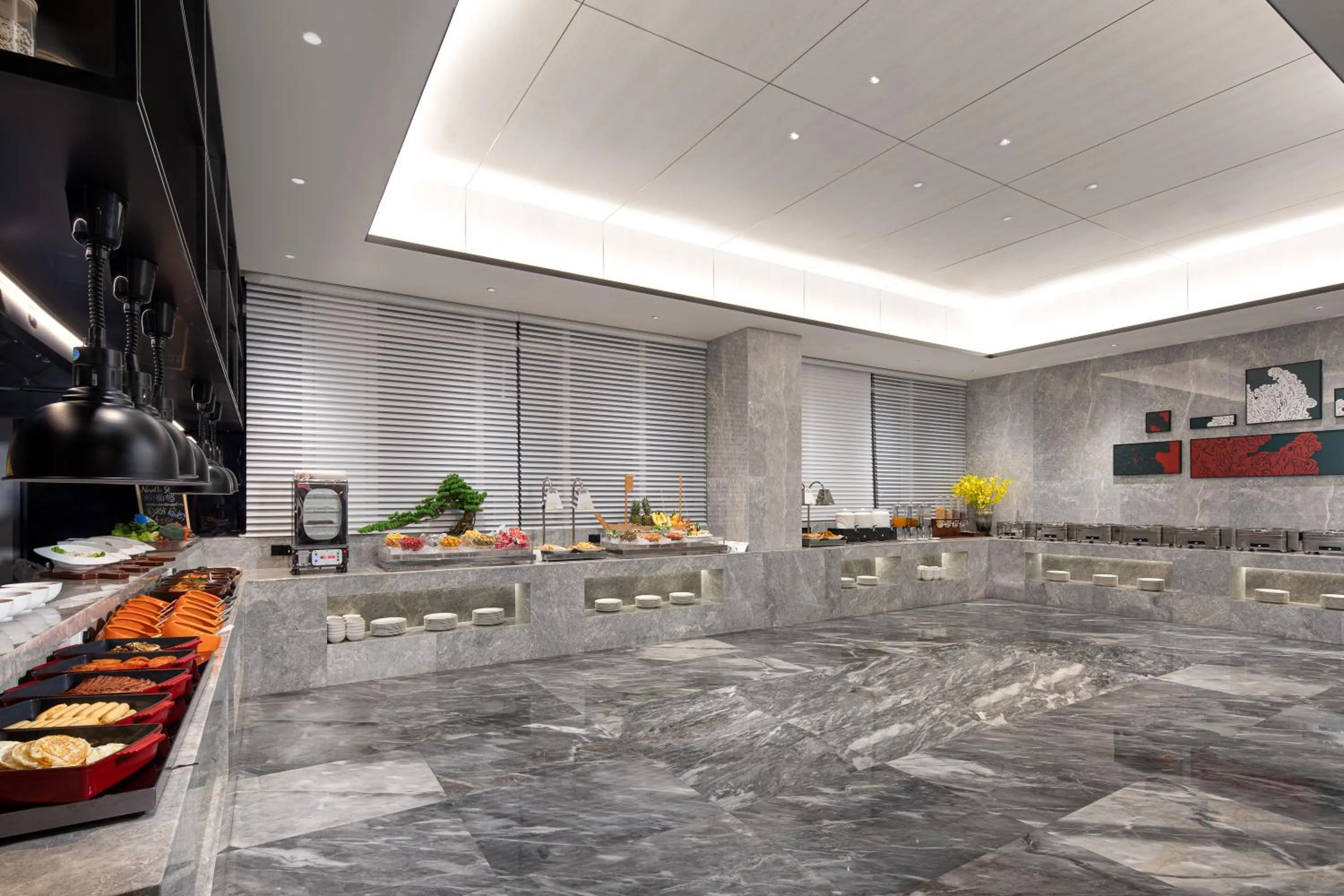 Restaurant/places to eat in voco Changsha Airport by IHG