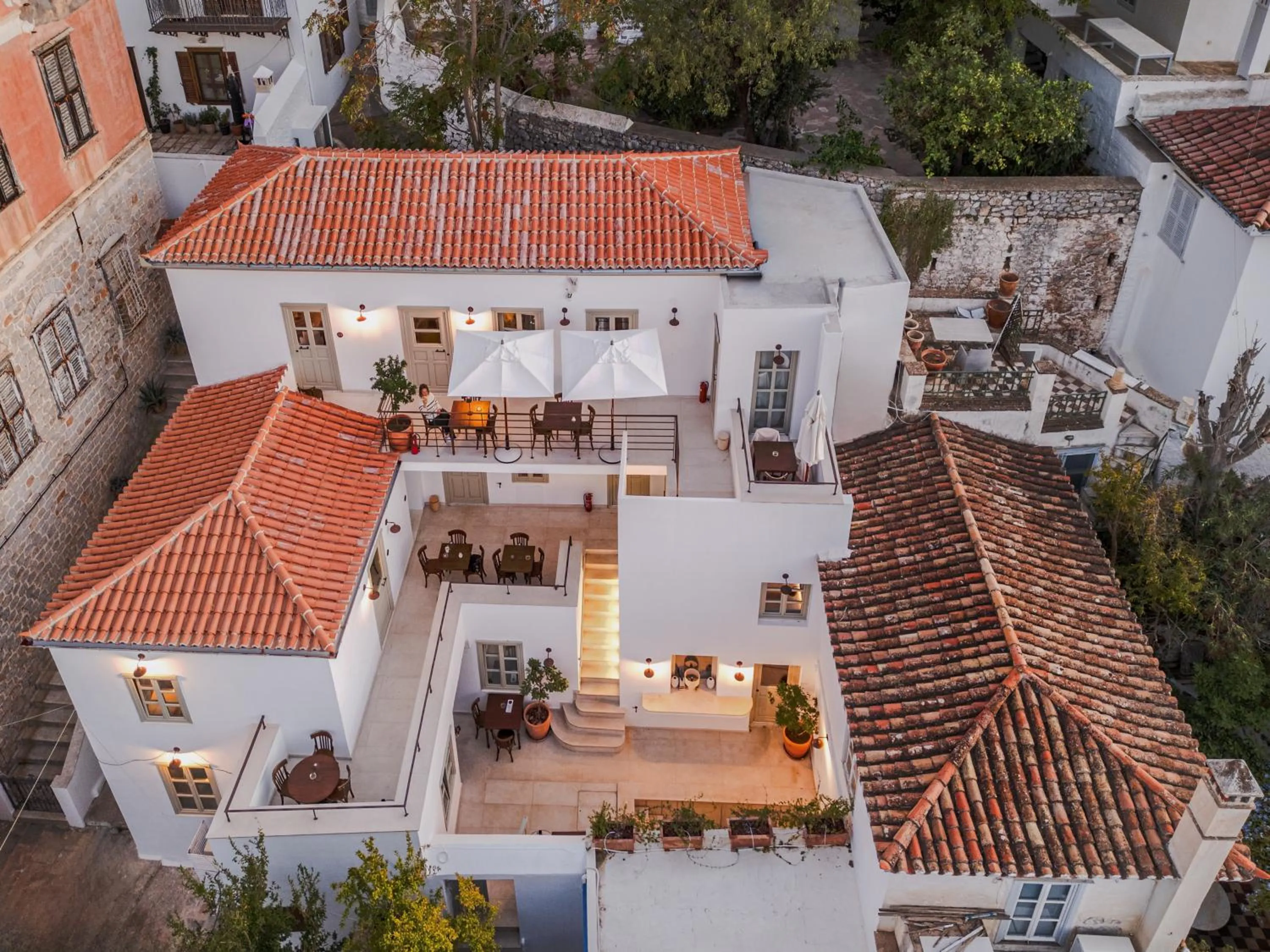 Property building in Maison Muse