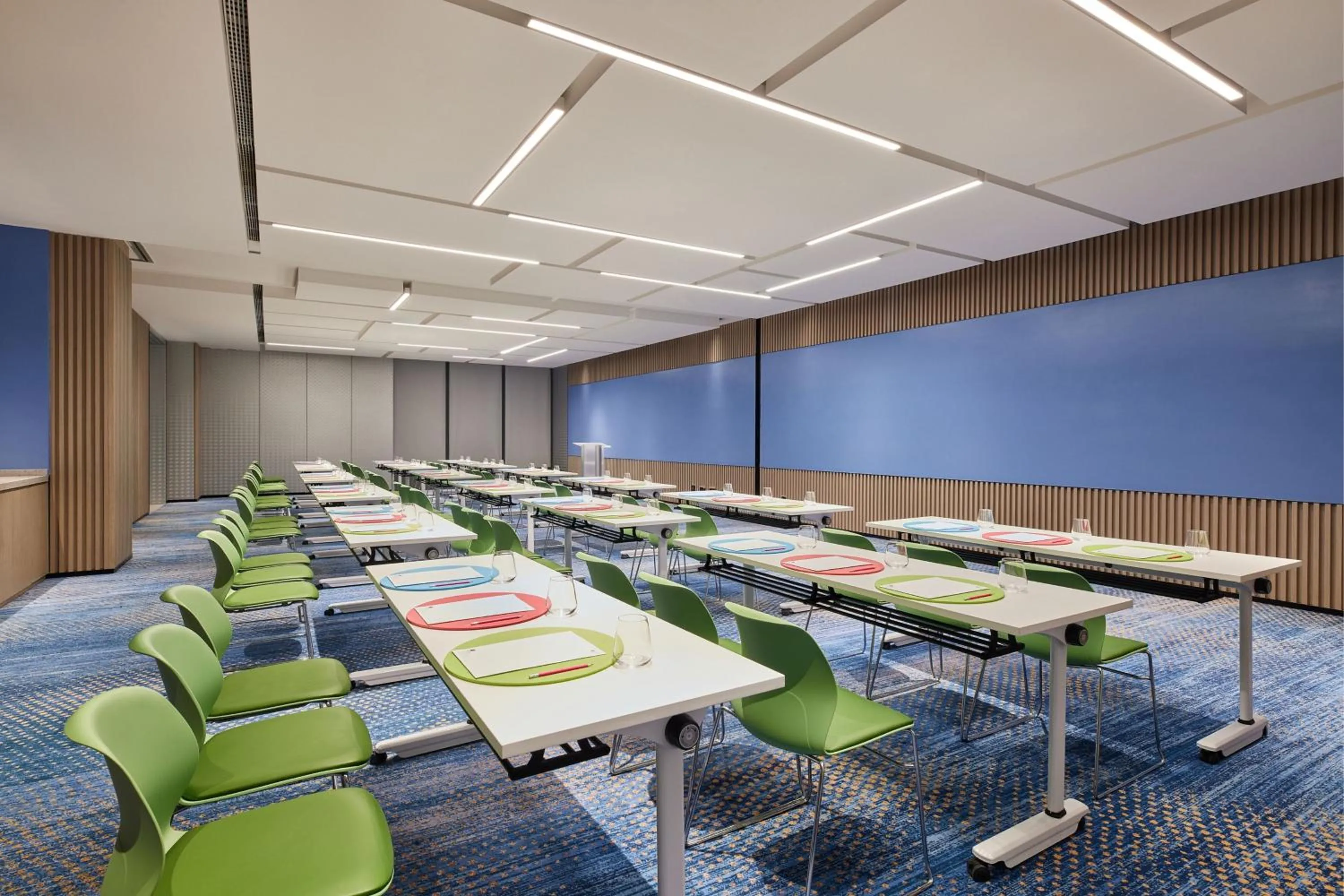 Meeting/conference room in Aloft Beijing Huairou