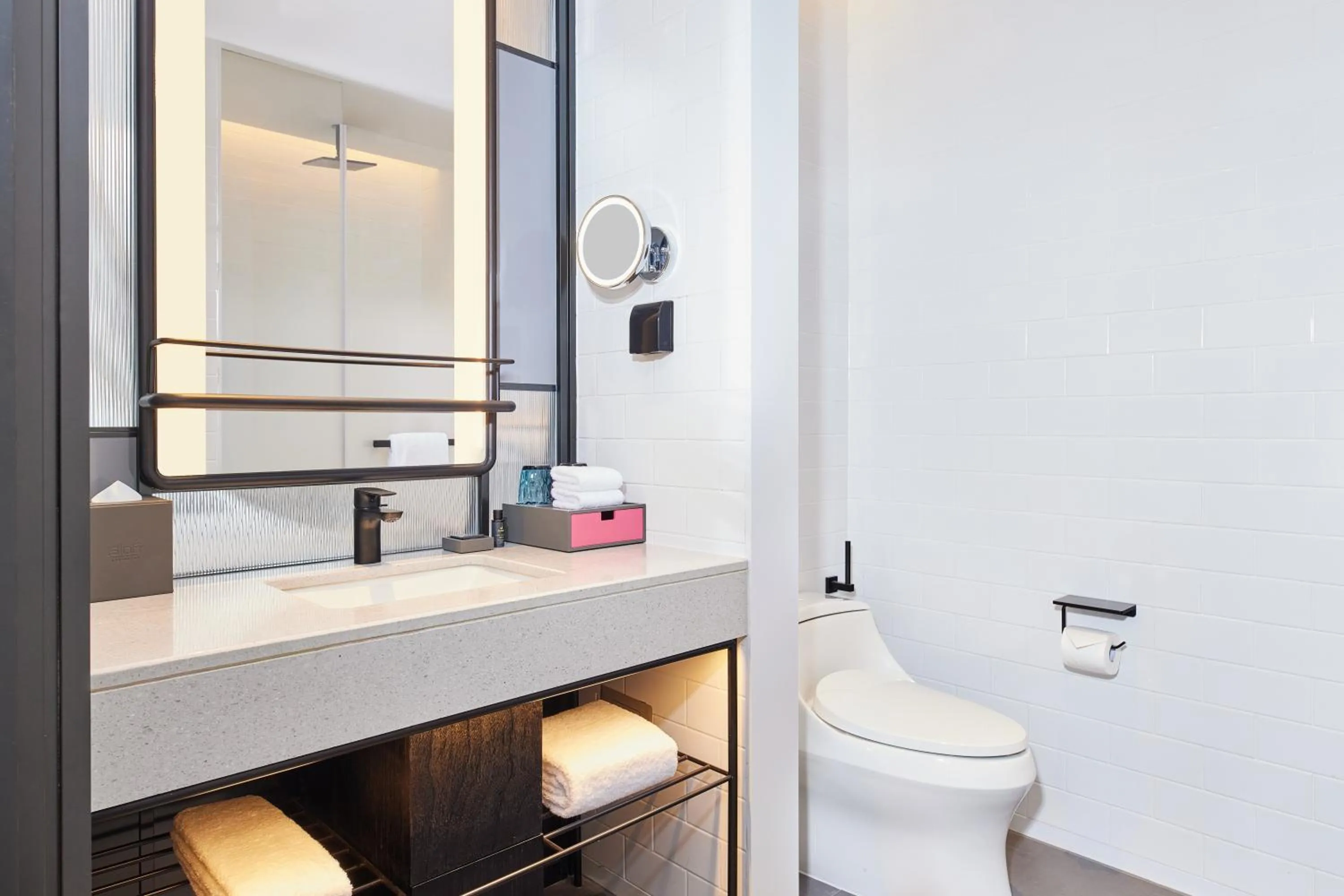 Toilet in Aloft Beijing Huairou