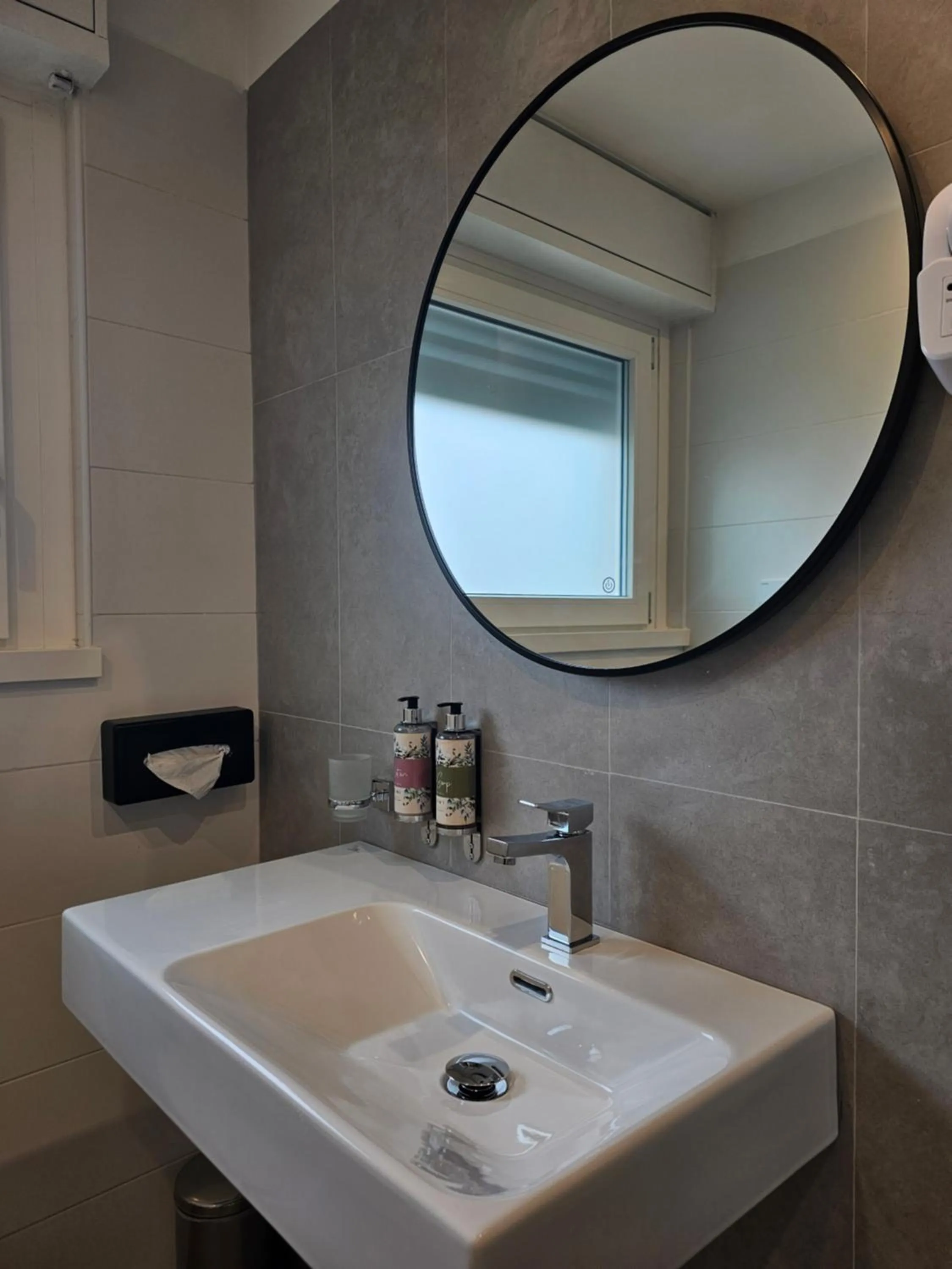 Bathroom in Massimi City Garden