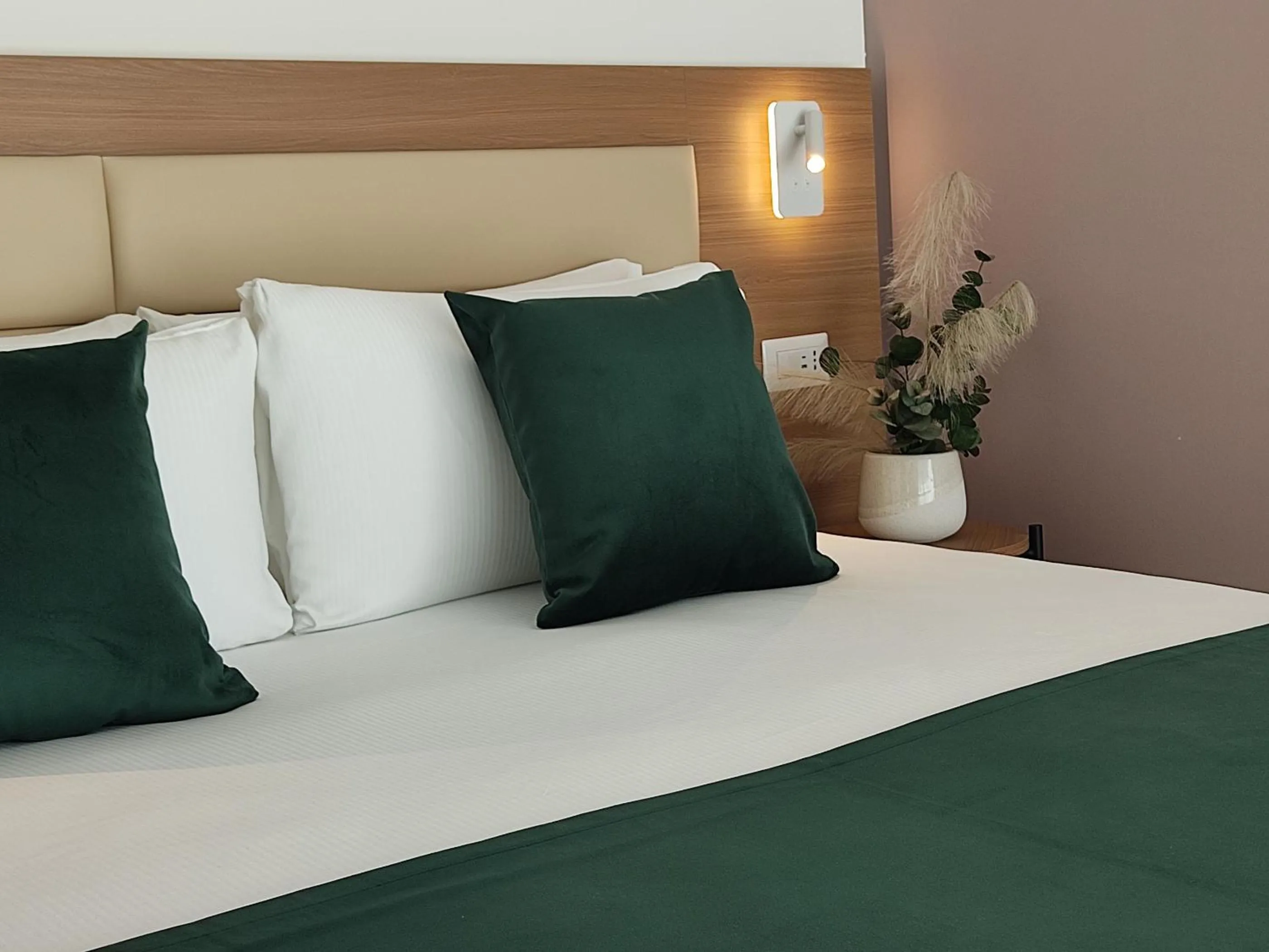 Bed in Massimi City Garden