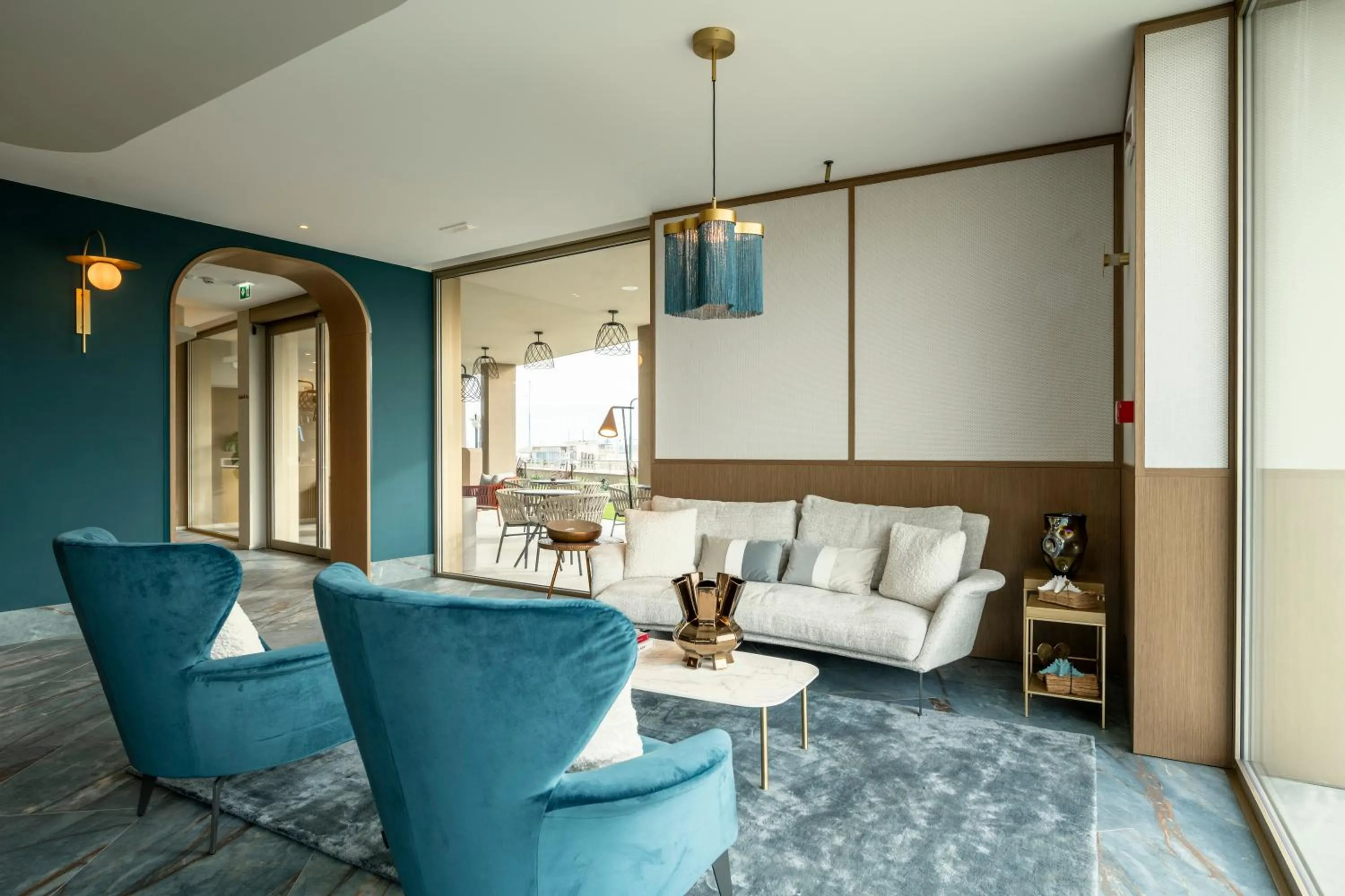 Communal lounge/ TV room in Visionair Suites & SPA-Room Only e Honesty Bar