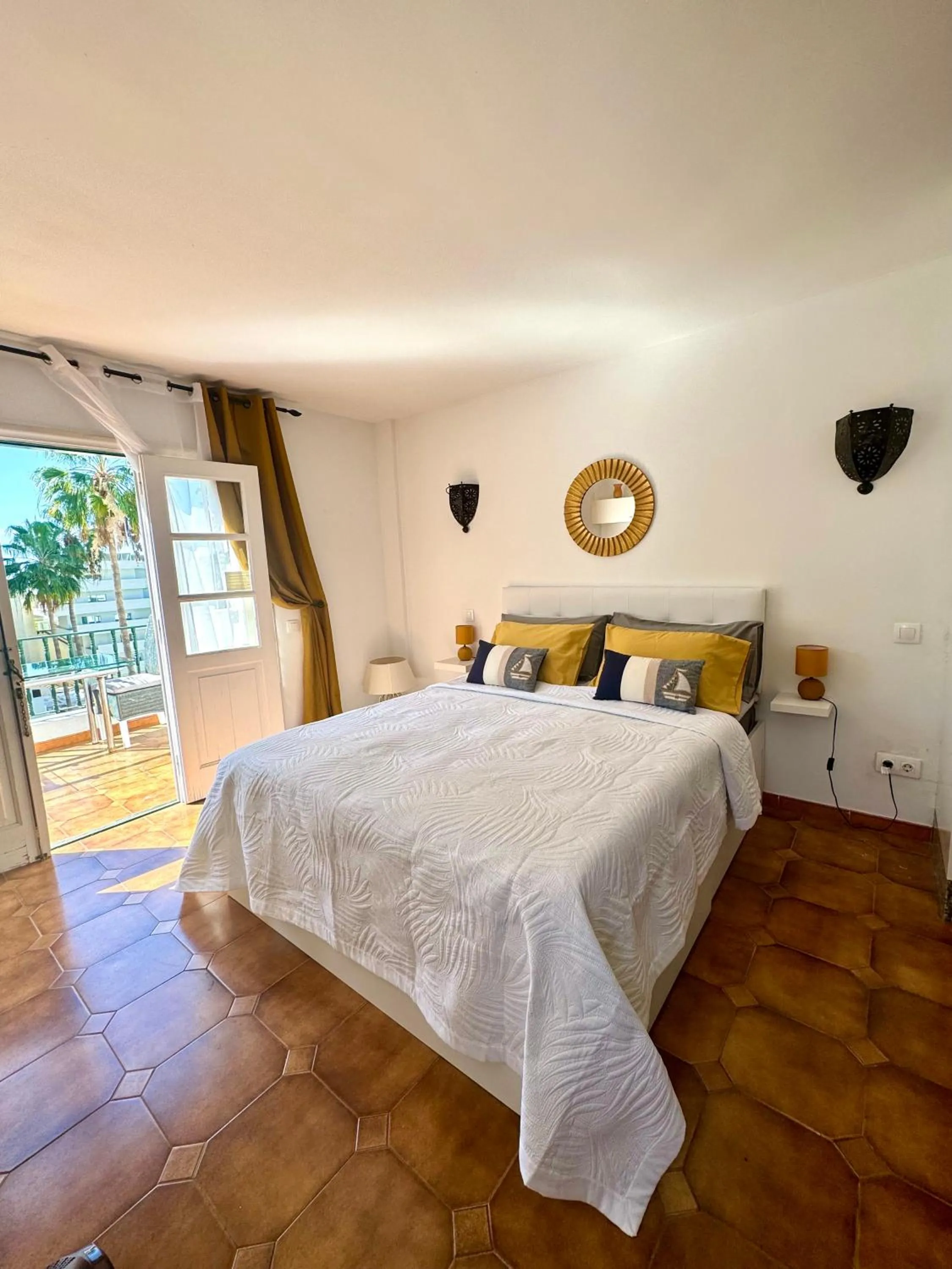 Bed in BuenaVista Torviscas Beach